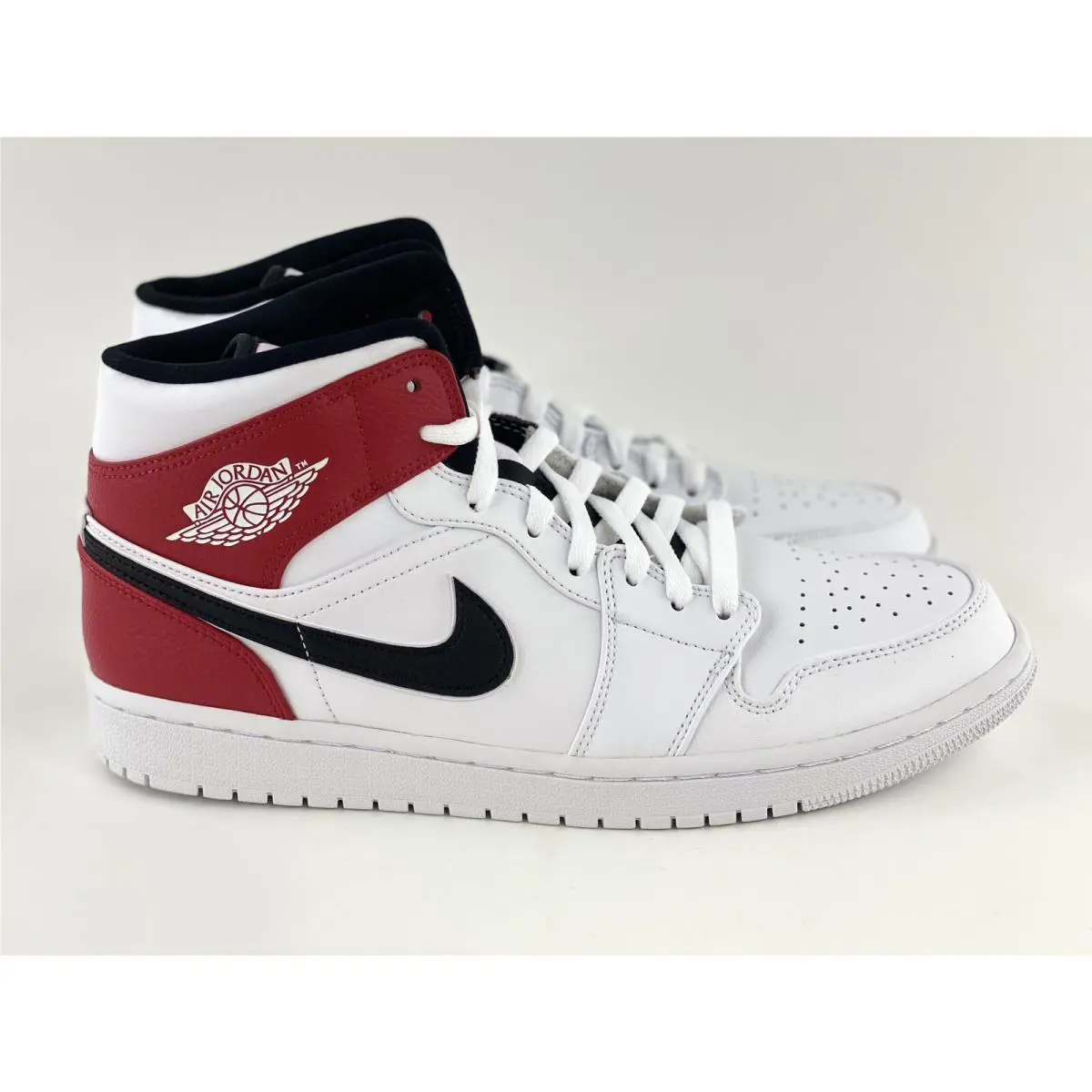 Nike shoes - Air Jordan 1 Mid - Air Mid - 554724-116 - White 5