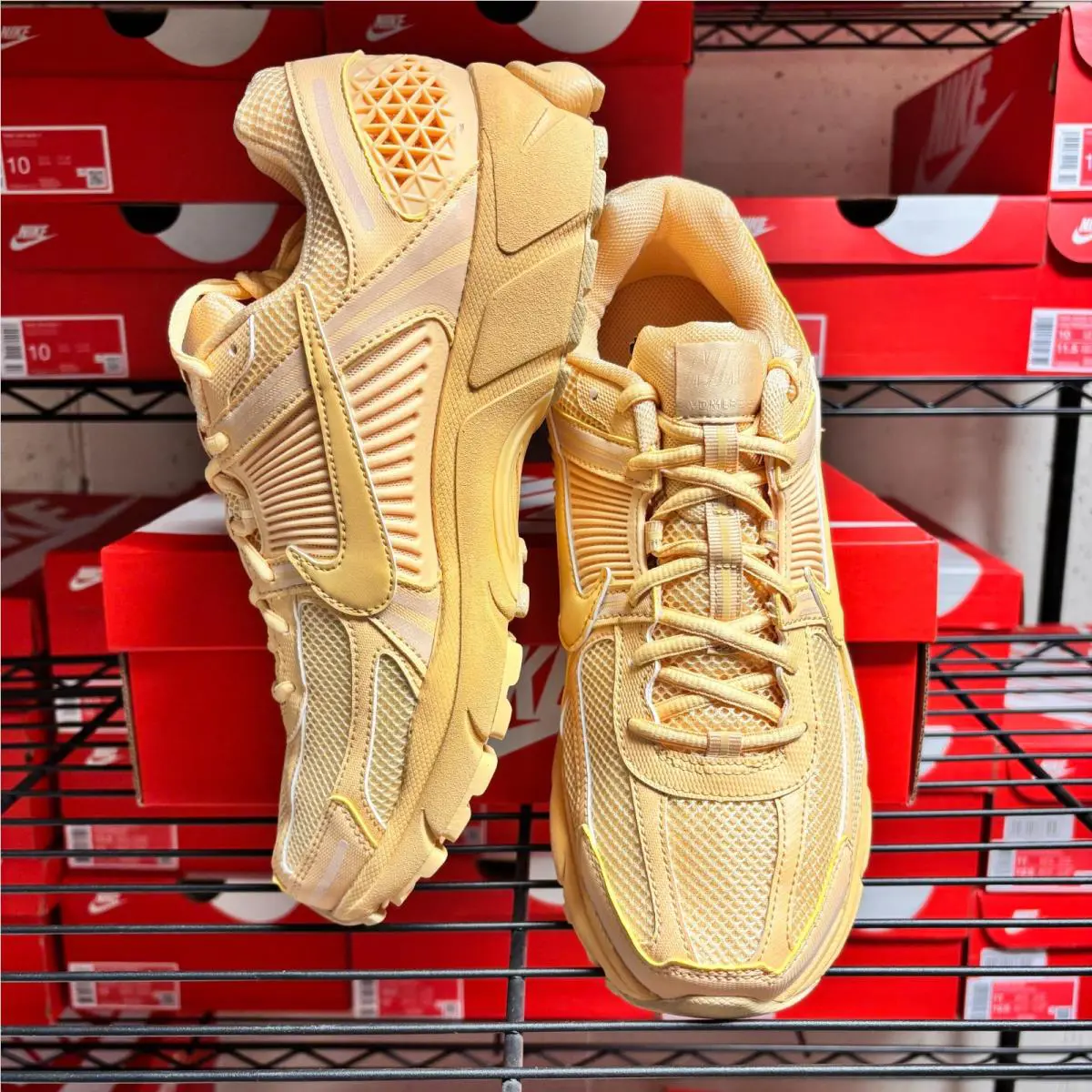 Nike shoes - HF5493200 - HF5493-200 - Gold 1