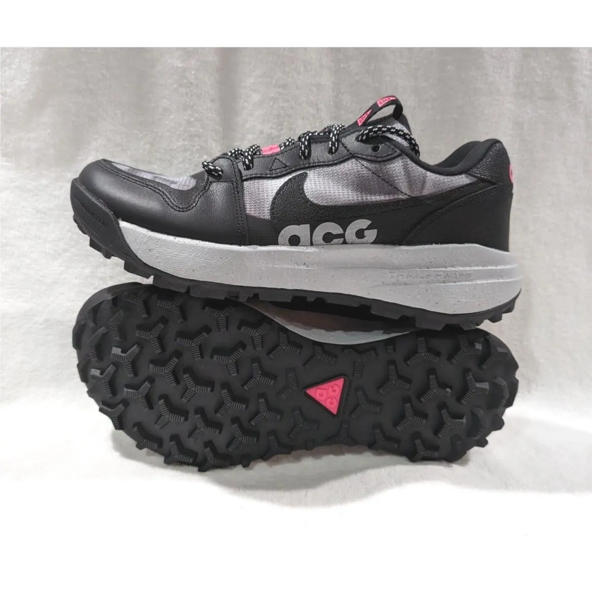 Nike shoes - Nike ACG Lowcate SE - ACG Lowcate - DR1030-001 - Black/Hyper Pink/Grey 9