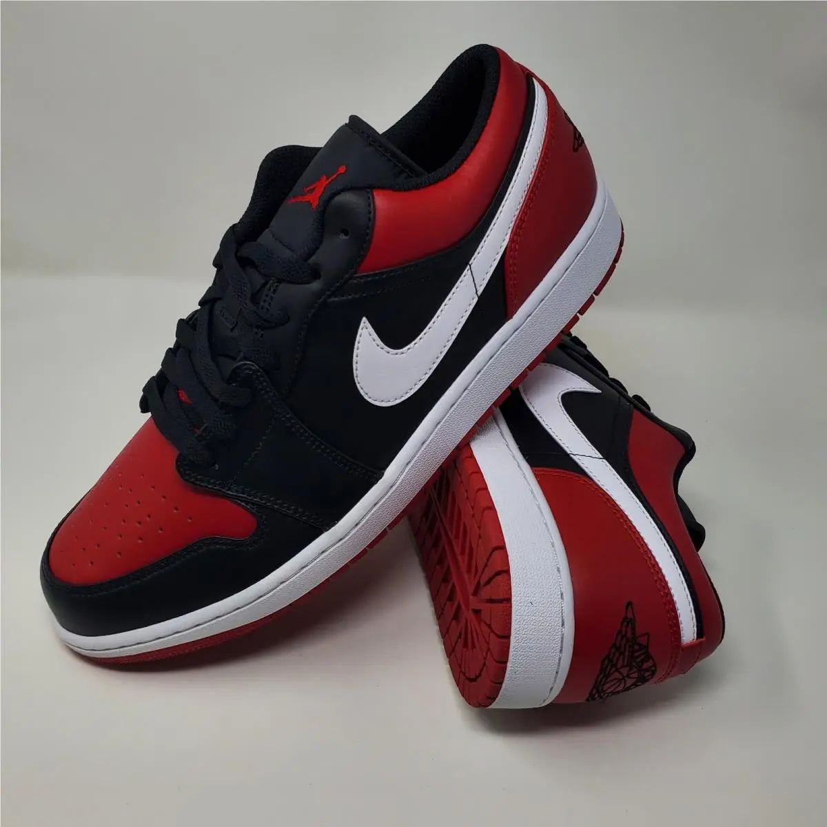 Nike Air Jordan 1 Low Alternate Bred Toe White Red Black Mens Size 13 553558-066