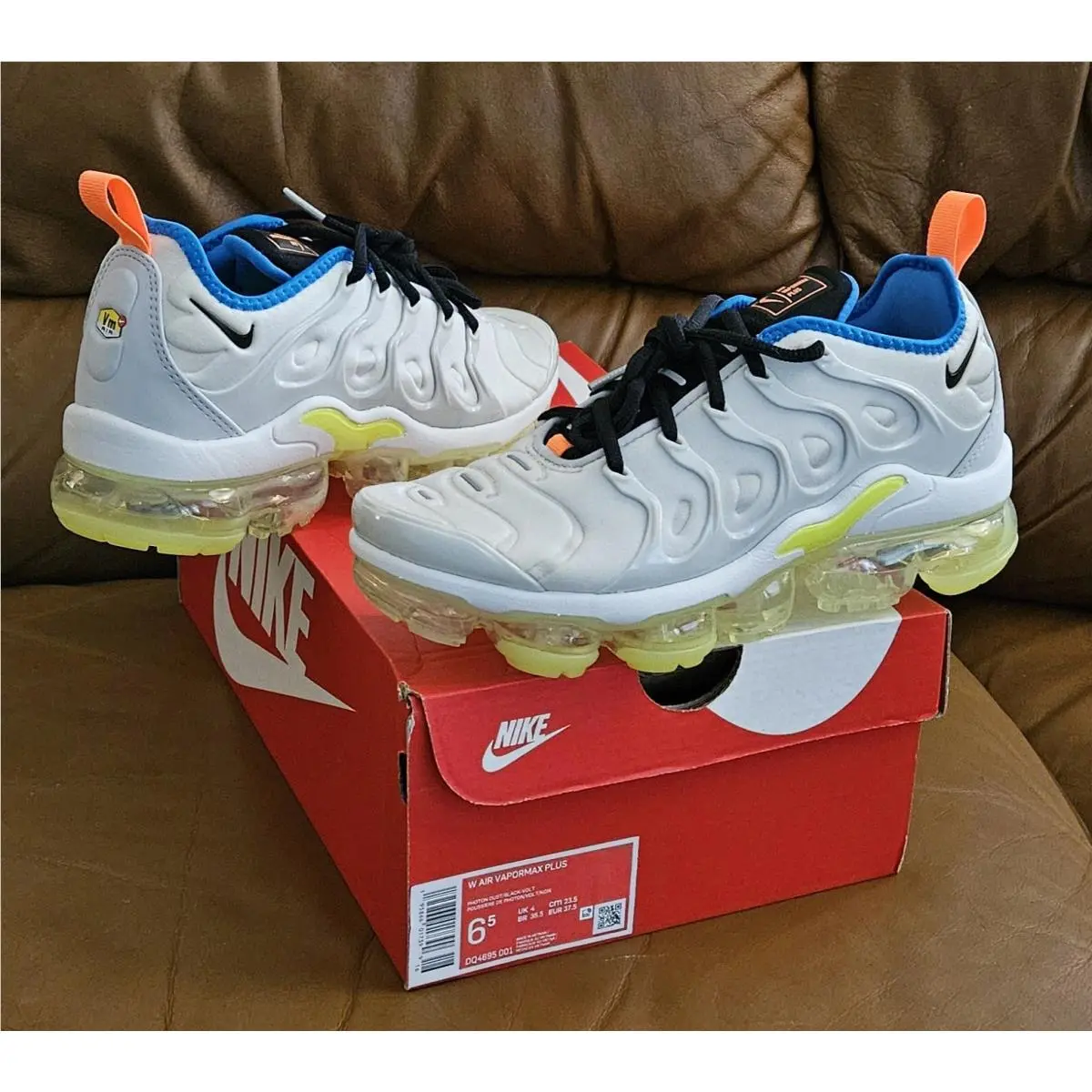 Women`s  Air Vapormax Plus Phonton Dust Volt Size 6.5 by Nike