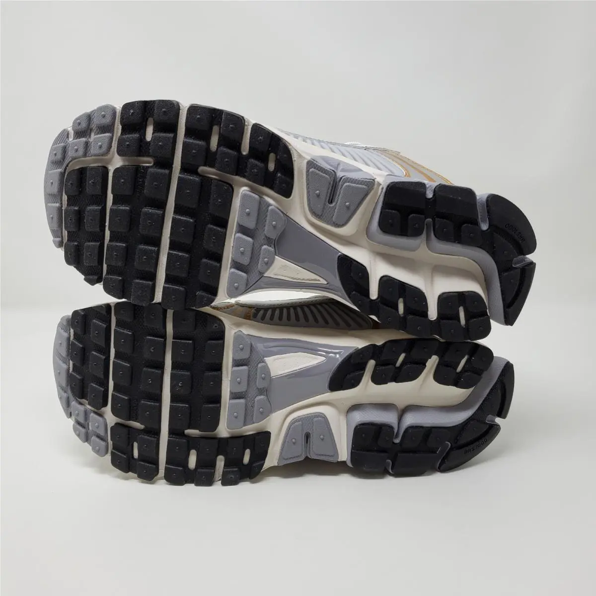 Nike shoes - Nike Zoom Vomero - Zoom Vomero - HJ7247-099 - Platinum Tint/White (UPC: 00197599038740) 6