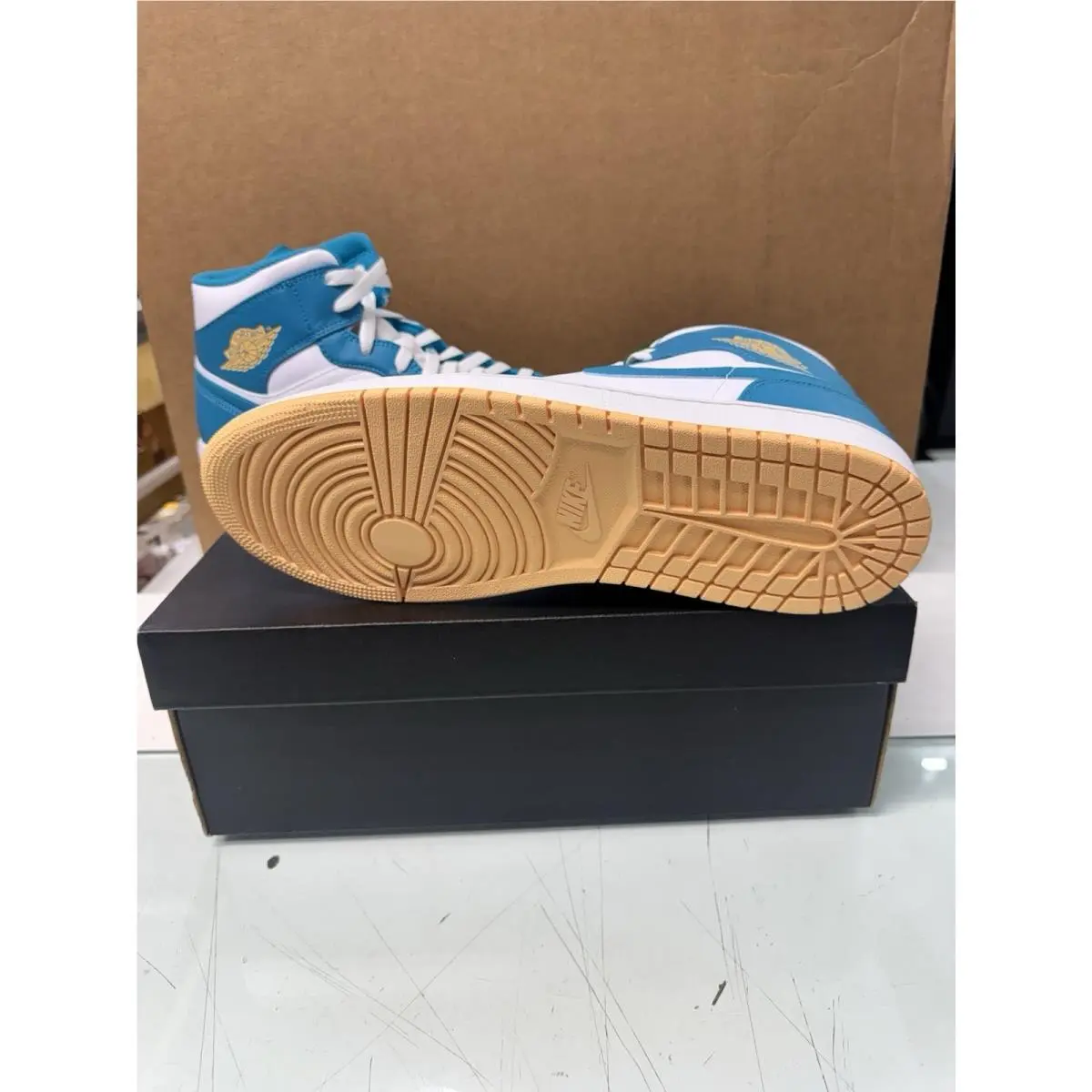 Nike shoes - Air Jordan 1 - Air - DQ8426-400 - White, Manufacturer: Aquatone/Celestial Gold/White 9