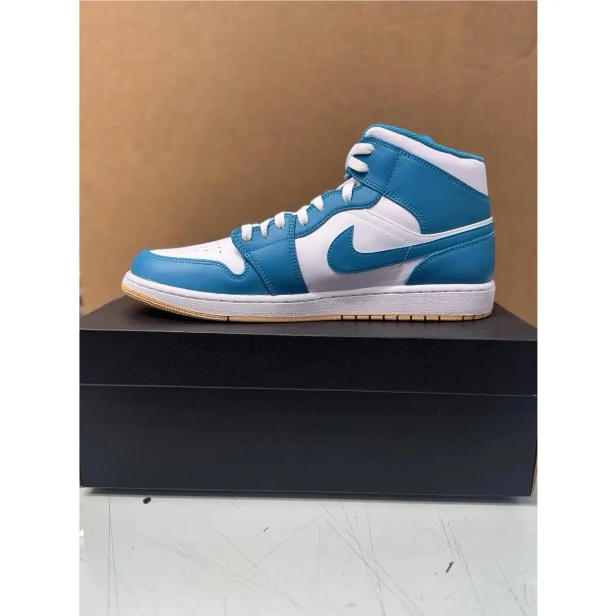 Nike shoes - Air Jordan 1 - Air - DQ8426-400 - White, Manufacturer: Aquatone/Celestial Gold/White 2