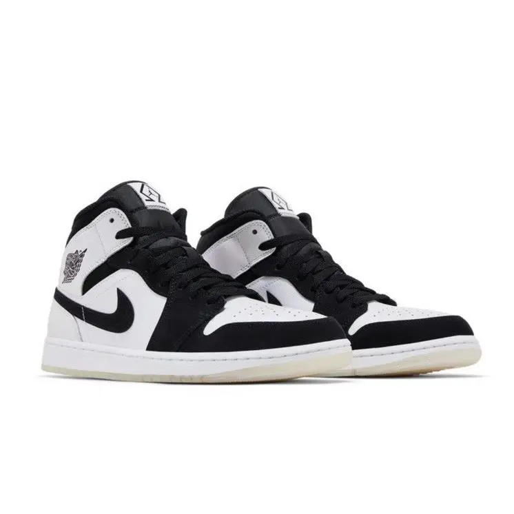Nike shoes - Air Jordan 1 Mid SE - DH6933-100 - White 7