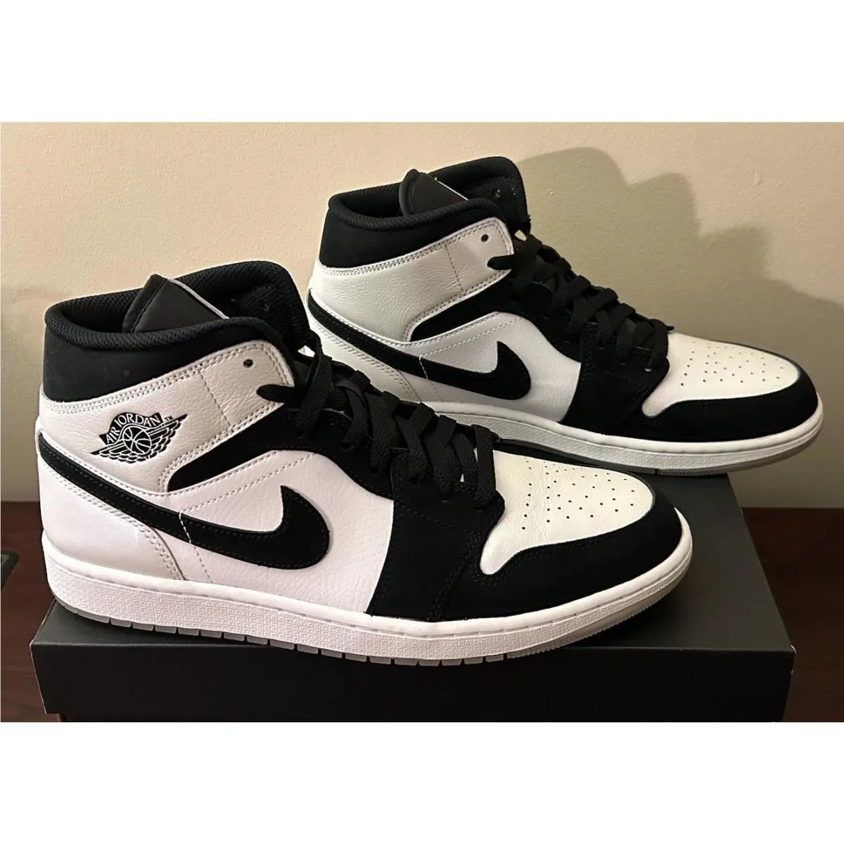Nike shoes - Jordan Air Jordan 1 Mid - DH6933-100 - WHITE & BLACK 1