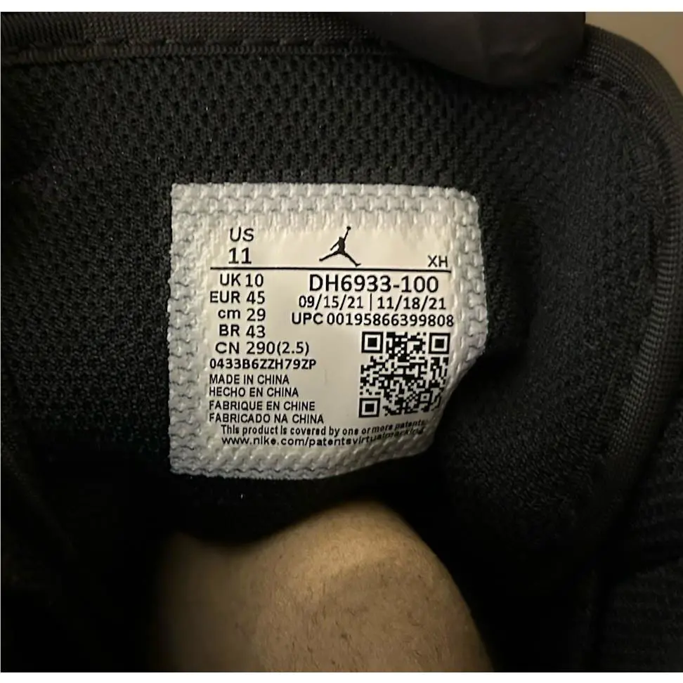 Nike shoes - Jordan Air Jordan 1 Mid - DH6933-100 - WHITE & BLACK 4