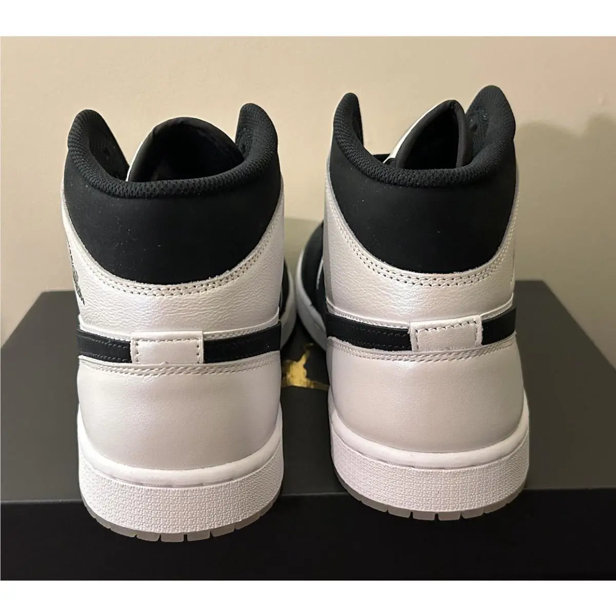 Nike shoes - Jordan Air Jordan 1 Mid - DH6933-100 - WHITE & BLACK 6