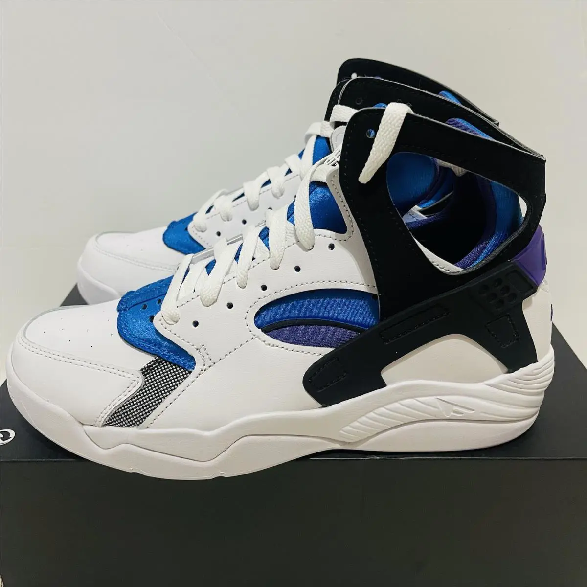 Nike shoes - Nike Air Flight Huarache - Air Flight Huarache - FD0183101 - White 2