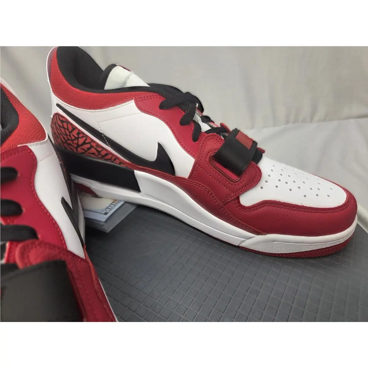 Nike shoes - Jordan Legacy 312 - Legacy - CD7069-116 - White, Manufacturer: White/Black/Gym Red 5