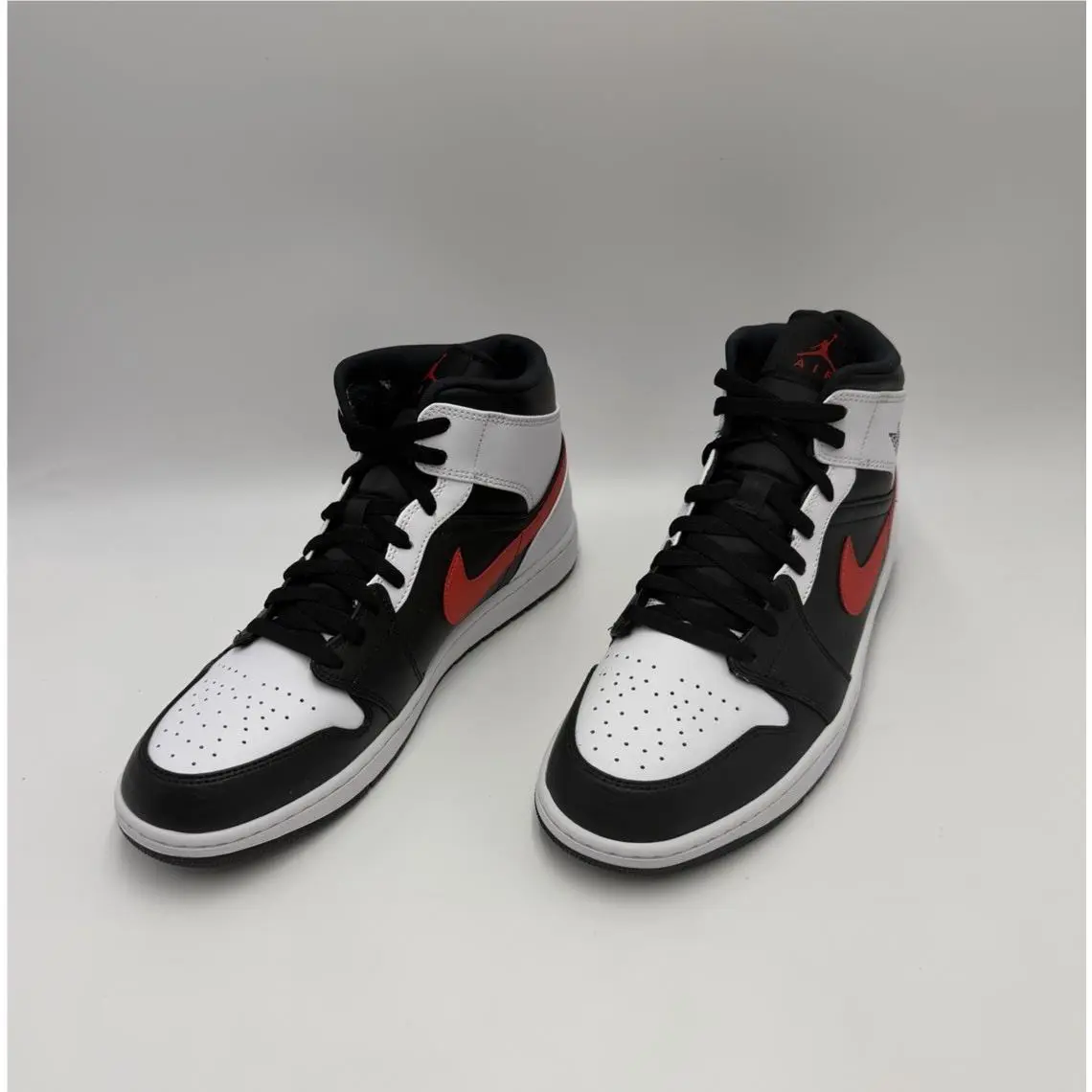 Nike shoes - Air Jordan 1 Mid - Air Mid - 554724-075 - Black/Chile Red-White (UPC: 194501095204) 1