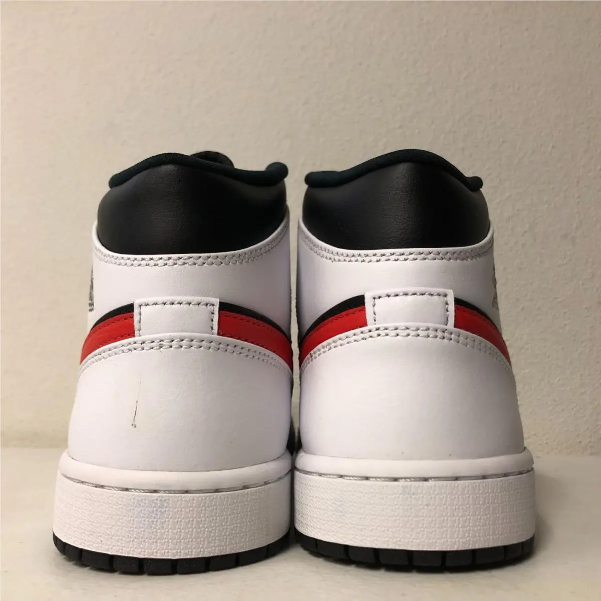 Nike shoes - Air Jordan 1 Mid - Air Mid - 554724-075 - Black/Chile Red-White (UPC: 194501095204) 3
