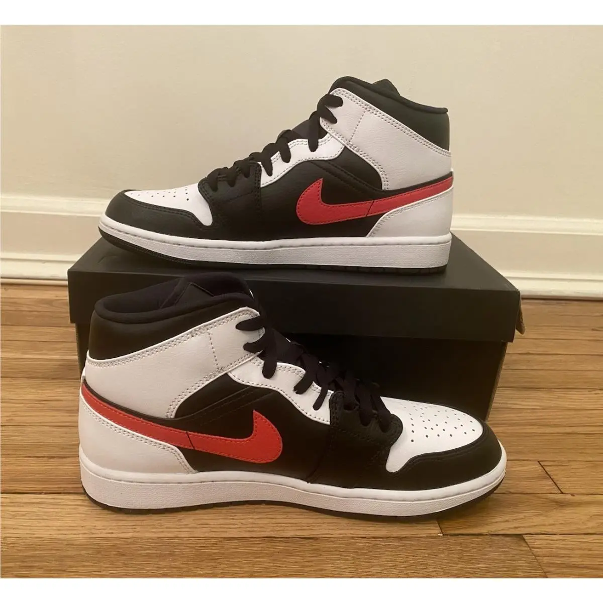 Nike shoes - Nike Air Jordan 1 - Air - 554724075 - White/Black/Red 6