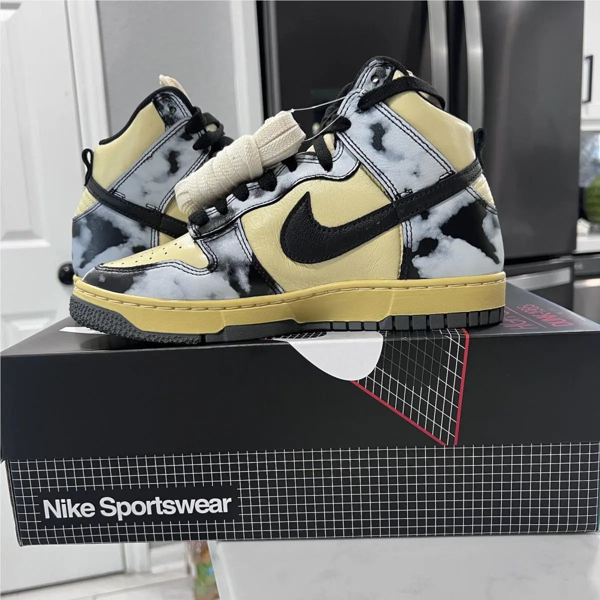 Nike shoes - Nike Dunk Hi - Dunk - DD9404-700 - Black 3