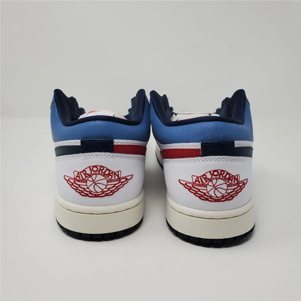 Nike shoes - Air Jordan 1 Low SE - HM3711-144 - Blue 1
