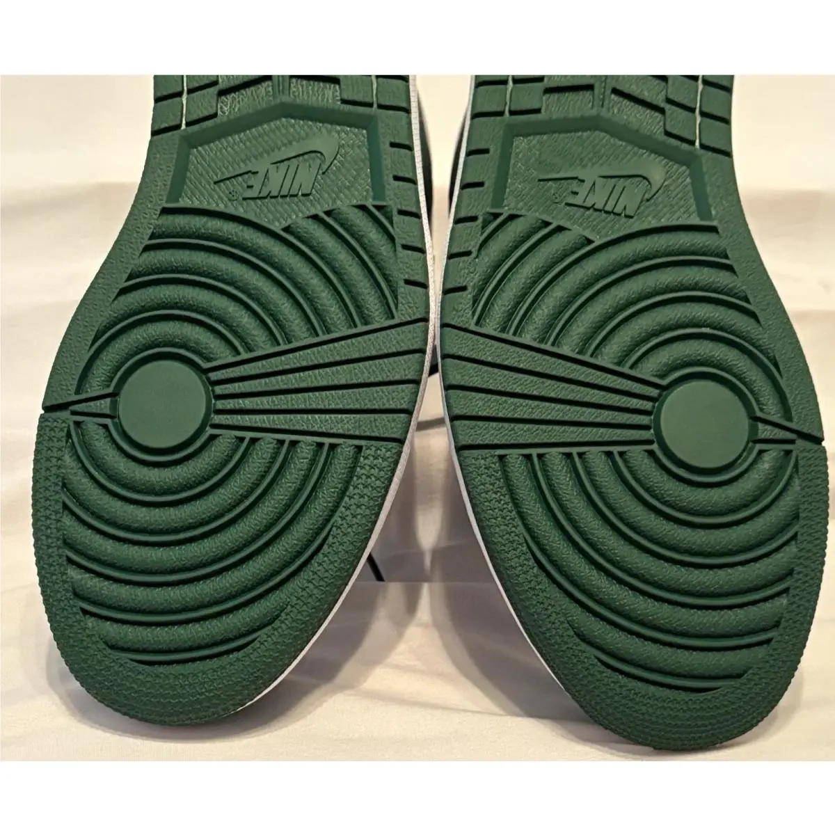 Nike shoes - Air Jordan 1 - Air - DZ5485-303 - Green 5
