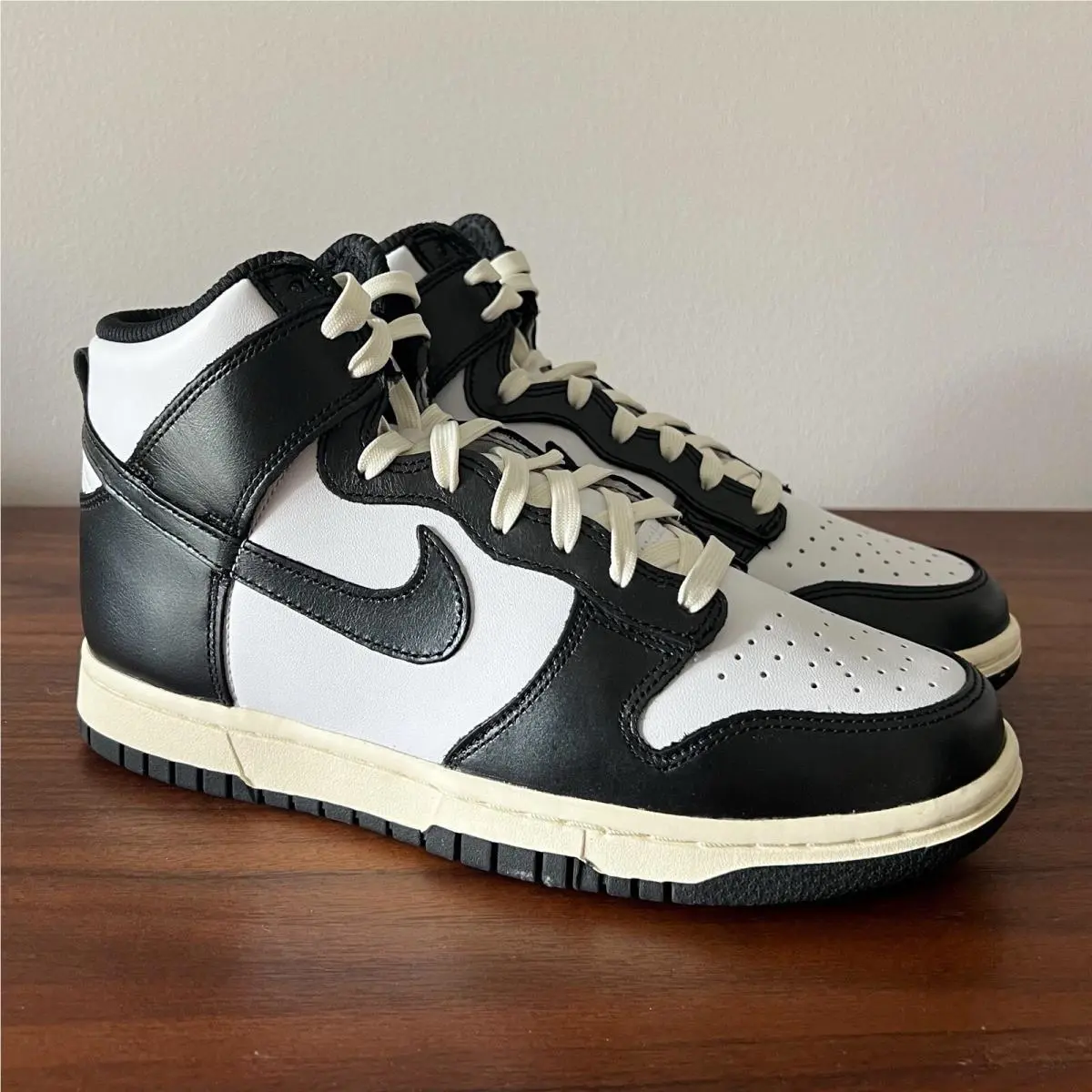 Nike Dunk High Women’s Size 8 Vintage White/black Coconut Milk DQ8581-100 - Multicolor, Manufacturer: White / Black / Coconut Milk