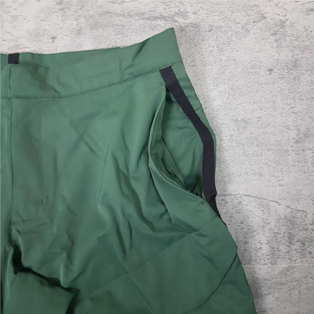 Nike clothing - NSW Tech Pack - NSW Tech Pack - DH2570 337 - Green 2