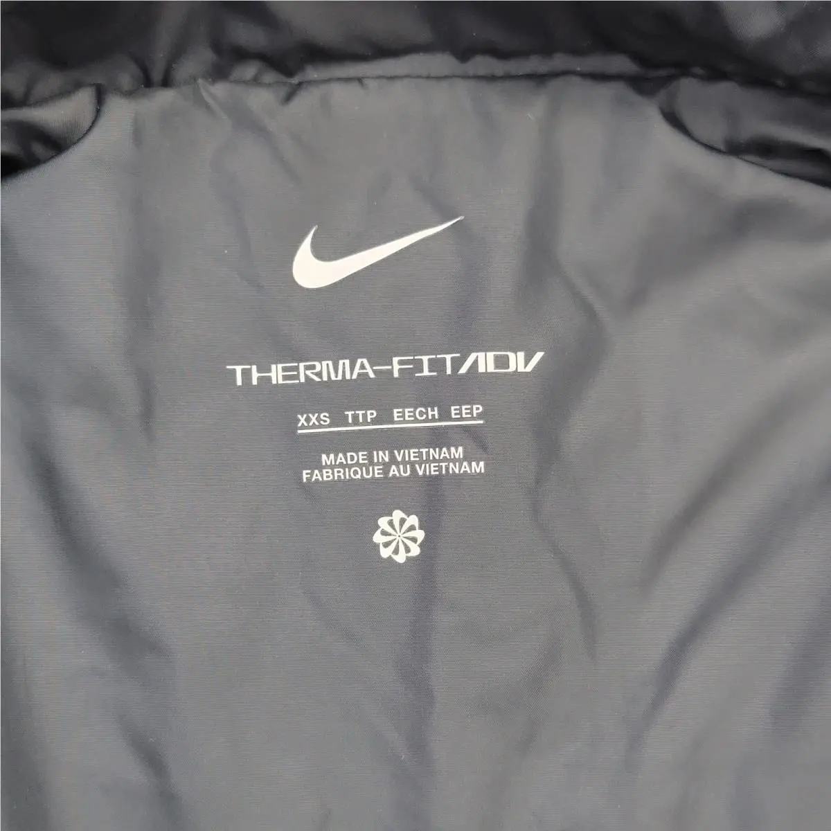 Nike clothing - Nike Therma-Fit ADV Running Vest - FZ1131 035 - Silver 2