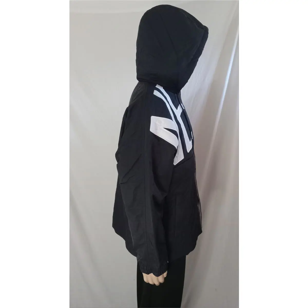 Nike clothing - Nike x Ambush Brooklyn Nets - DB8576-010 - Black (UPC: 0194499484790) 2
