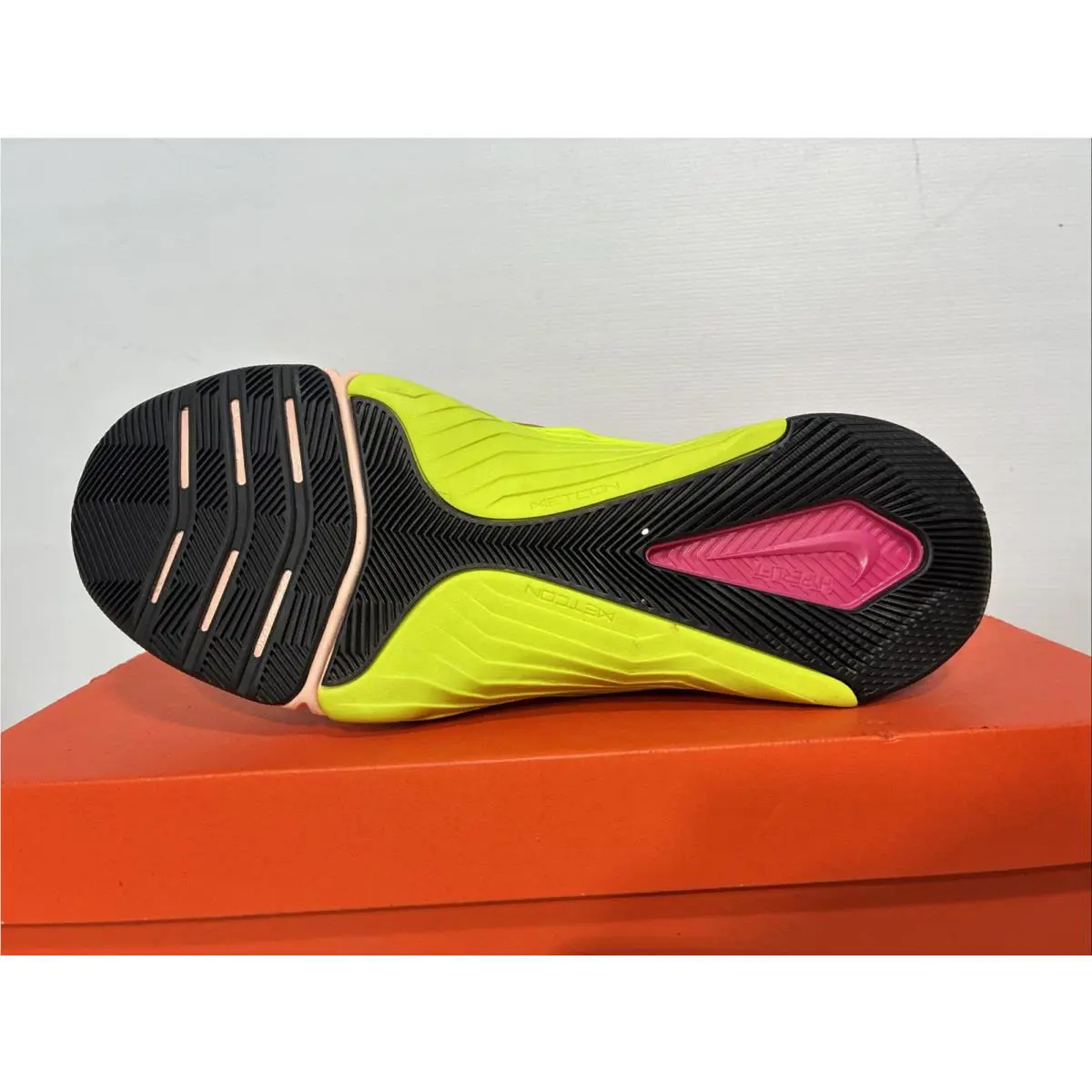 Nike shoes - Nike Metcon - Metcon - DA8110-721 - Yellow (UPC: 195240931976) 5