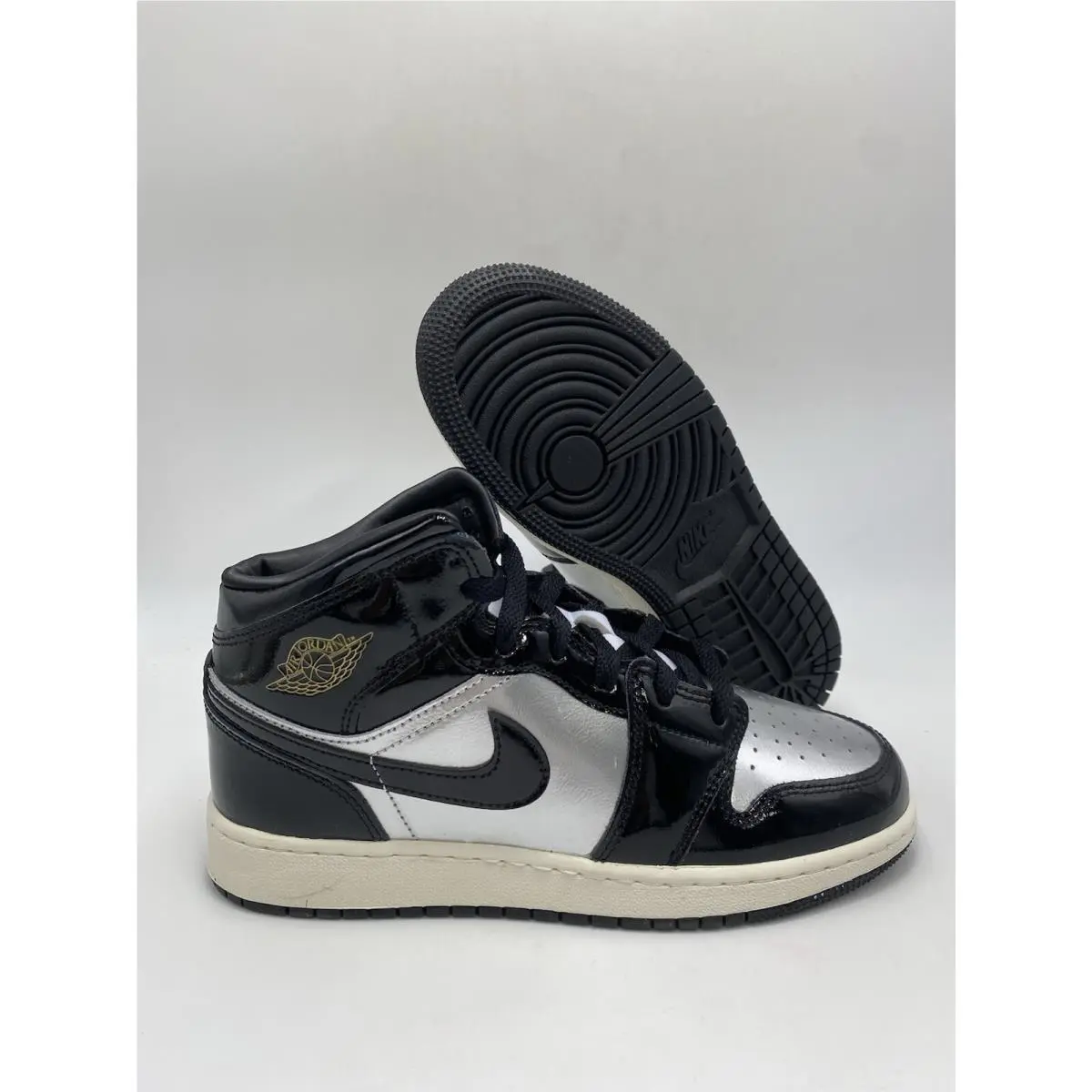 Air Jordan 1 Mid SE GS Black Metallic Gold FZ3938 001 Size 6Y