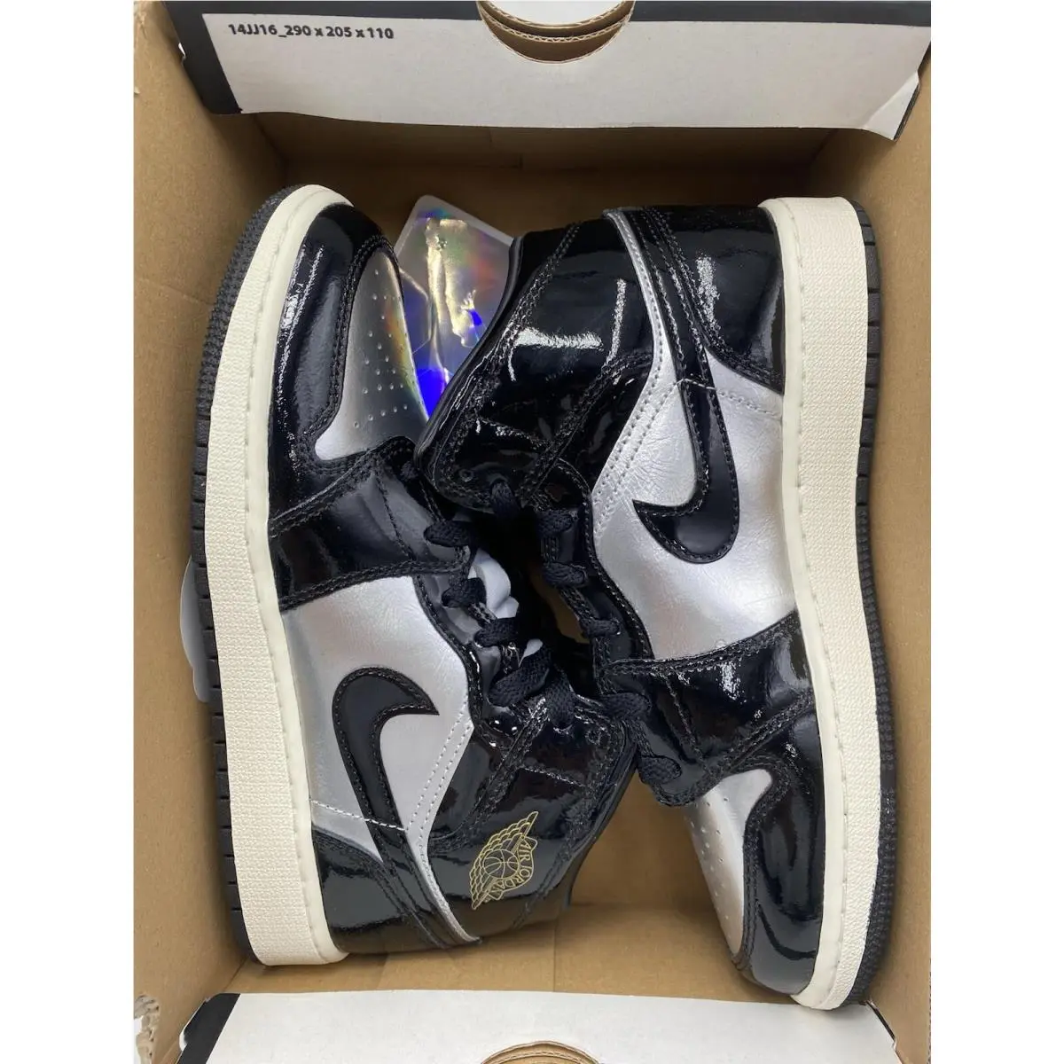 Nike shoes - Air Jordan 1 Mid SE - FZ3938 001 - Black/metallic Gold (UPC: 197600885646) 5