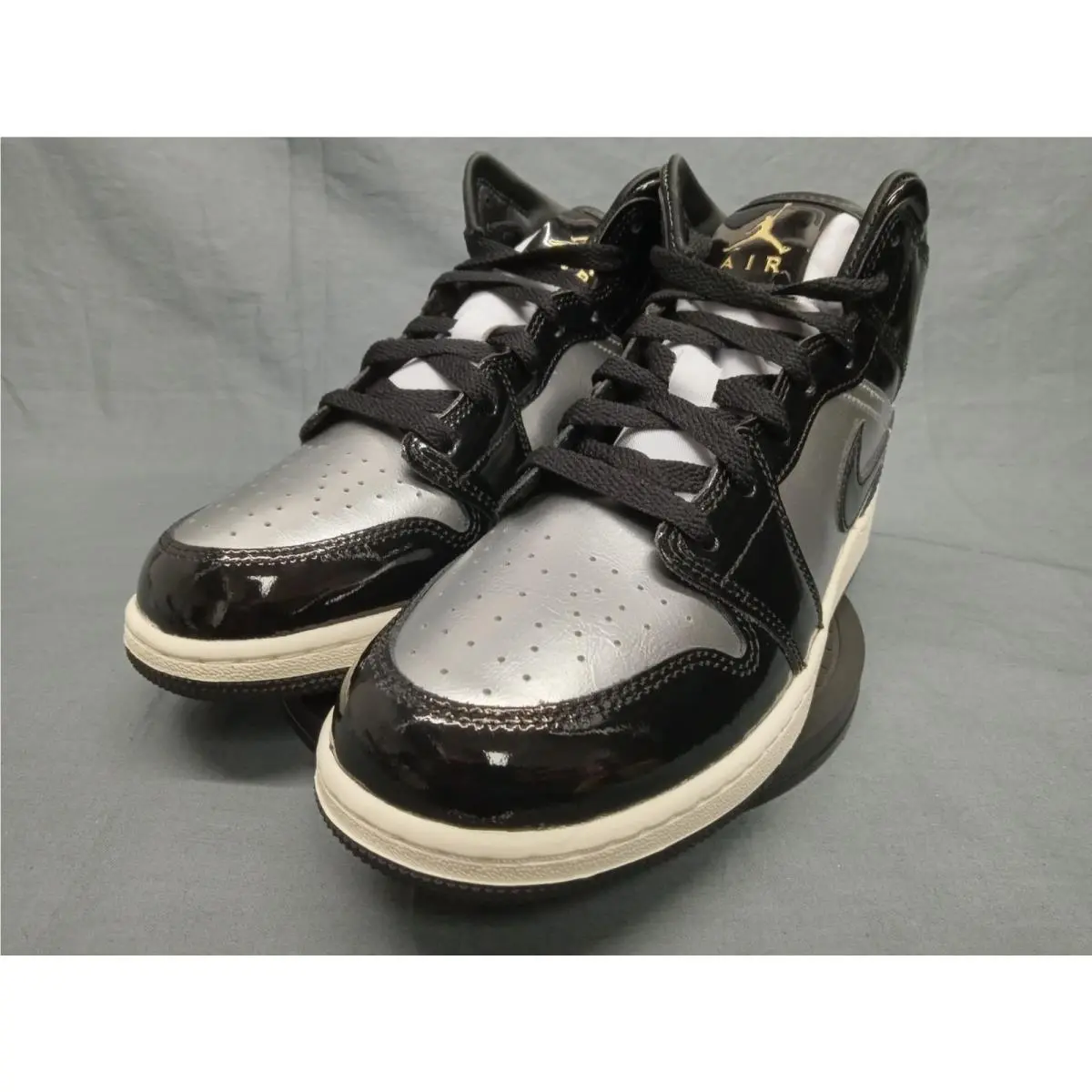 Nike shoes - Jordan Air 1 Mid GS - FZ3938 001 - Black (UPC: 197600882379) 2