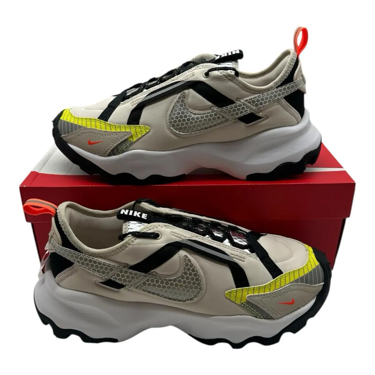 Nike TC 900 LX 3M Light Orewood Brown Insulated Reflective Sneakers Women`s 10.5 - Tan