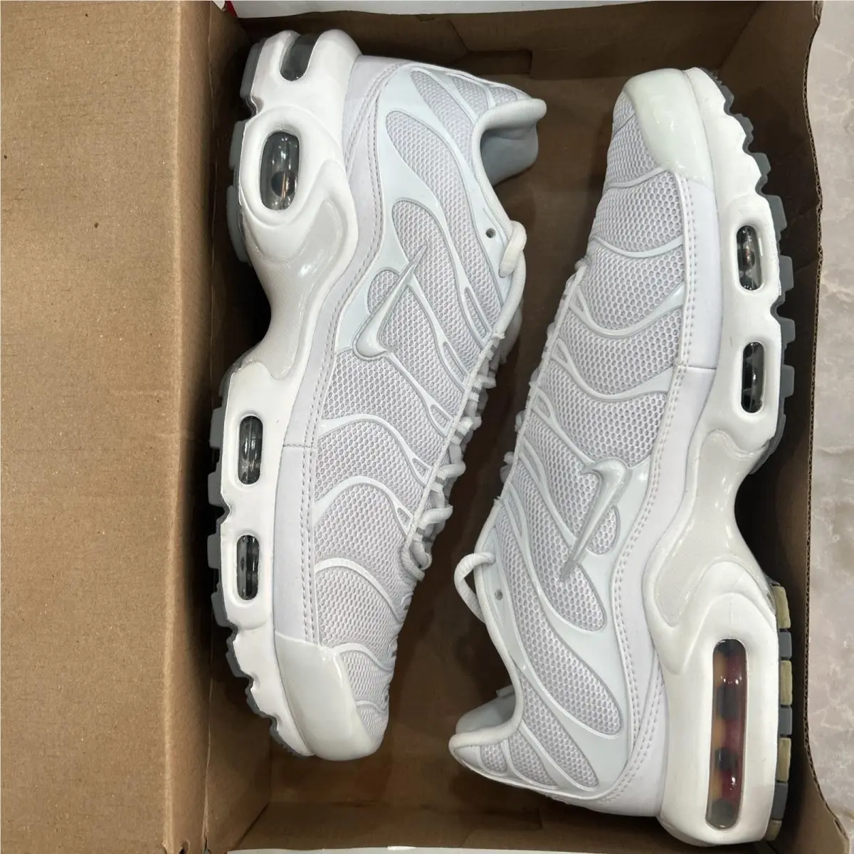 Nike Air Max Plus White Size 8 Men`s 604133-139 See Pics Slight Dirty