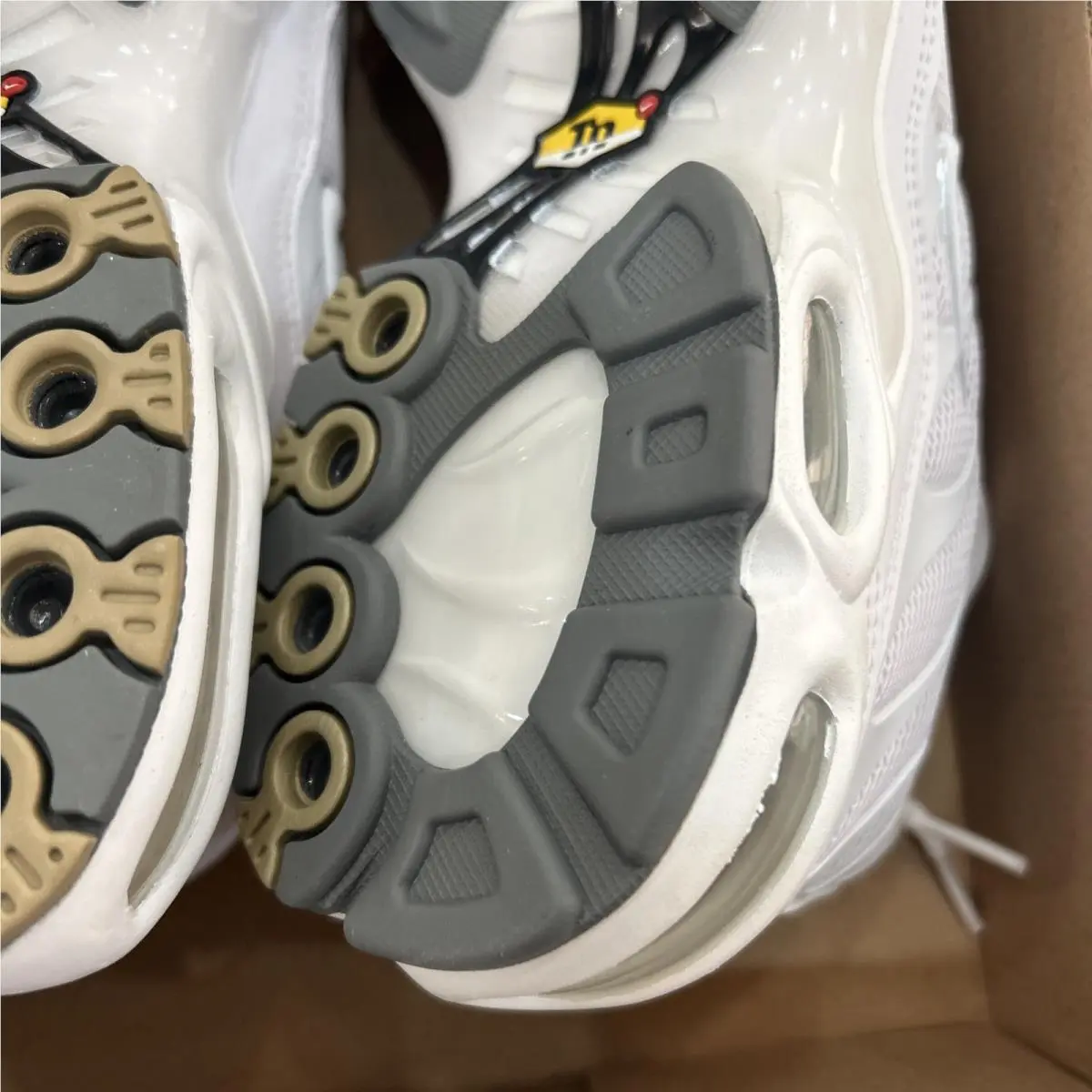 Nike shoes - Nike Air Max Plus - Air Max Plus - 604133-139 - White 8