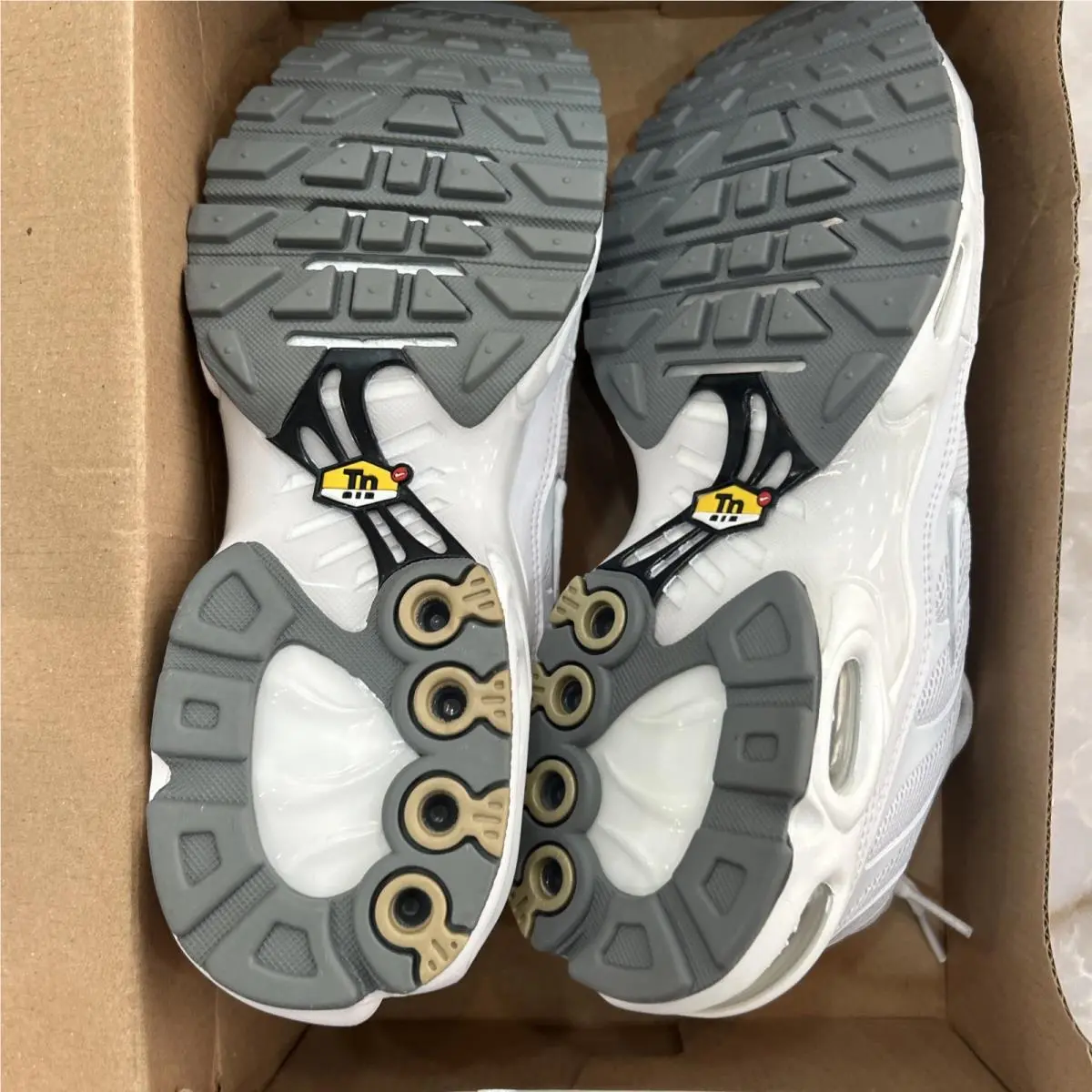 Nike shoes - Nike Air Max Plus - Air Max Plus - 604133-139 - White 5