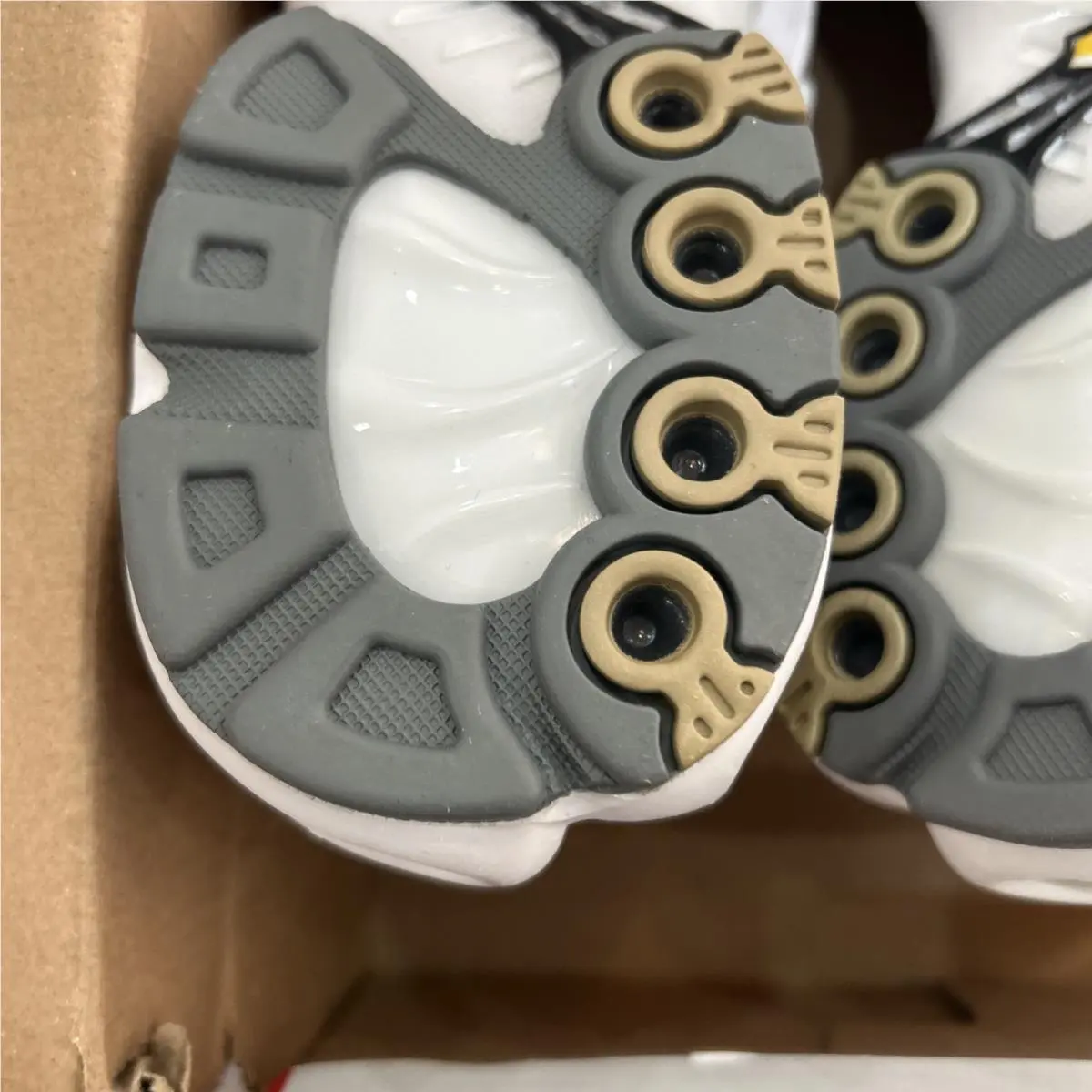 Nike shoes - Nike Air Max Plus - Air Max Plus - 604133-139 - White 7
