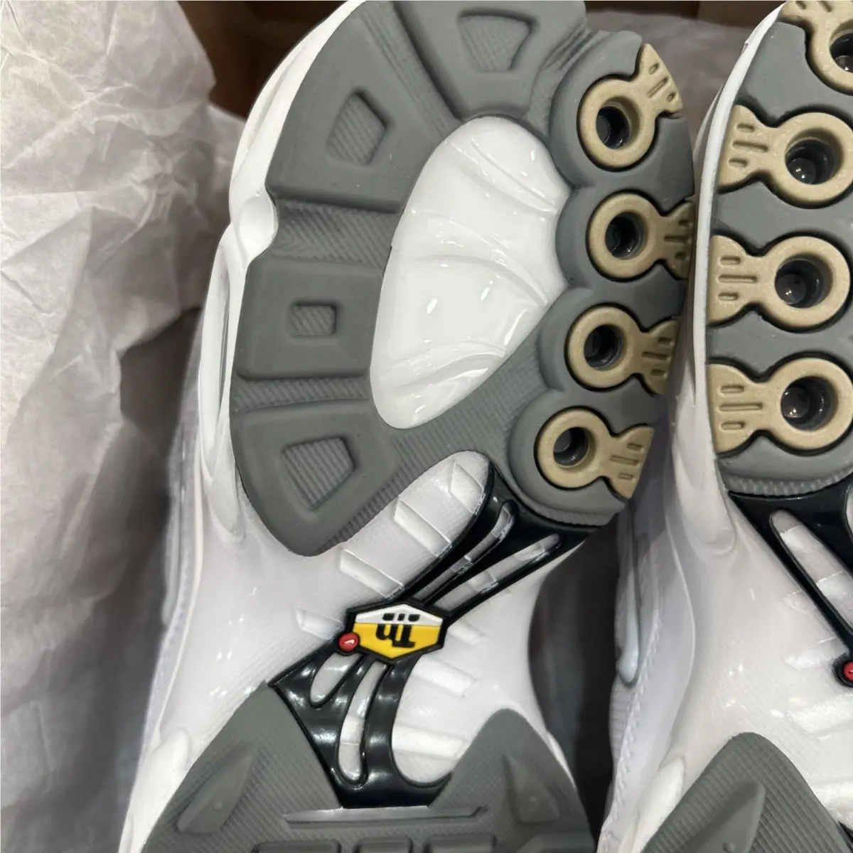 Nike shoes - Nike Air Max Plus - Air Max Plus - 604133-139 - White 9