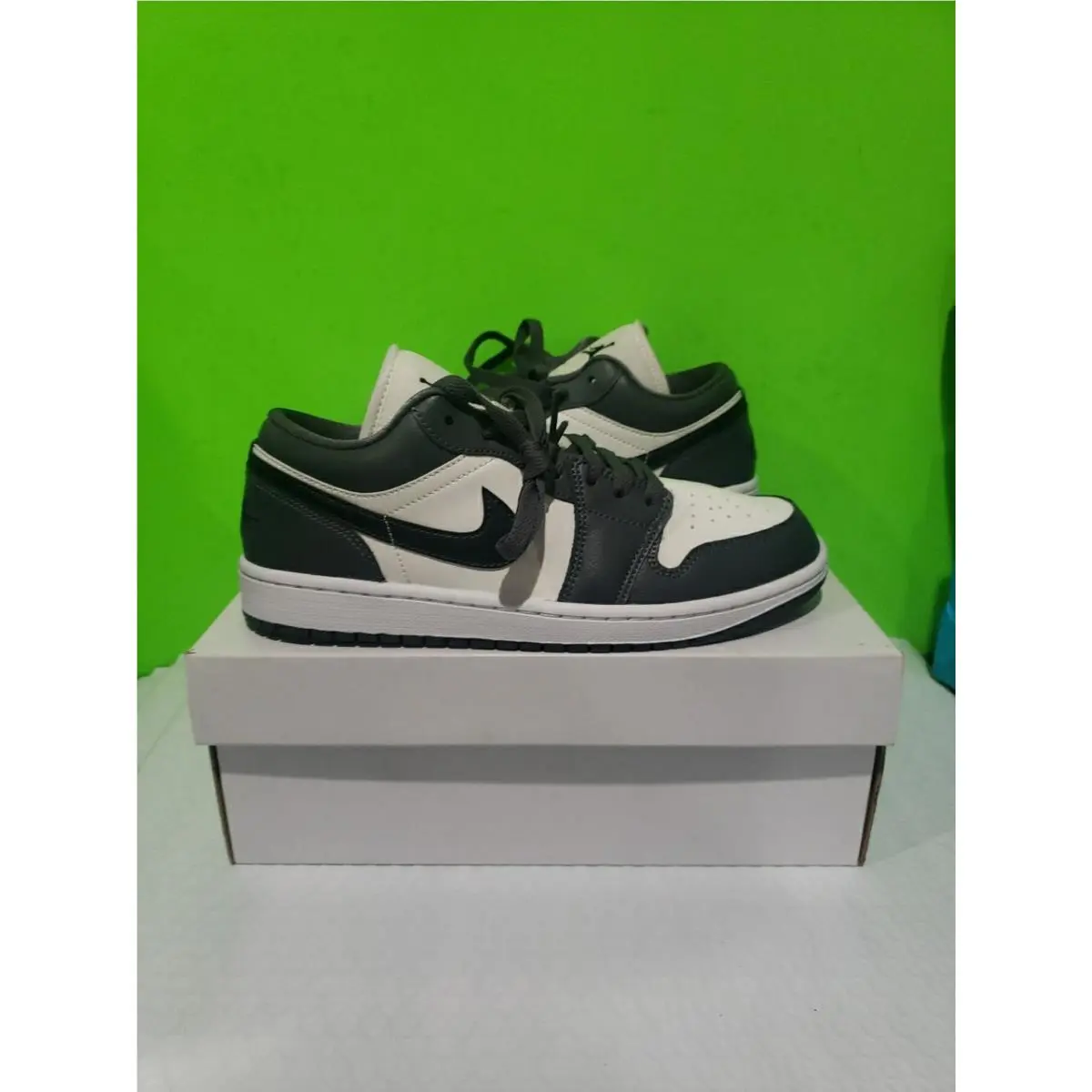 Nike Air Jordan 1 Low Iron Grey White 553558-152 Men`s Shoes Zs 9