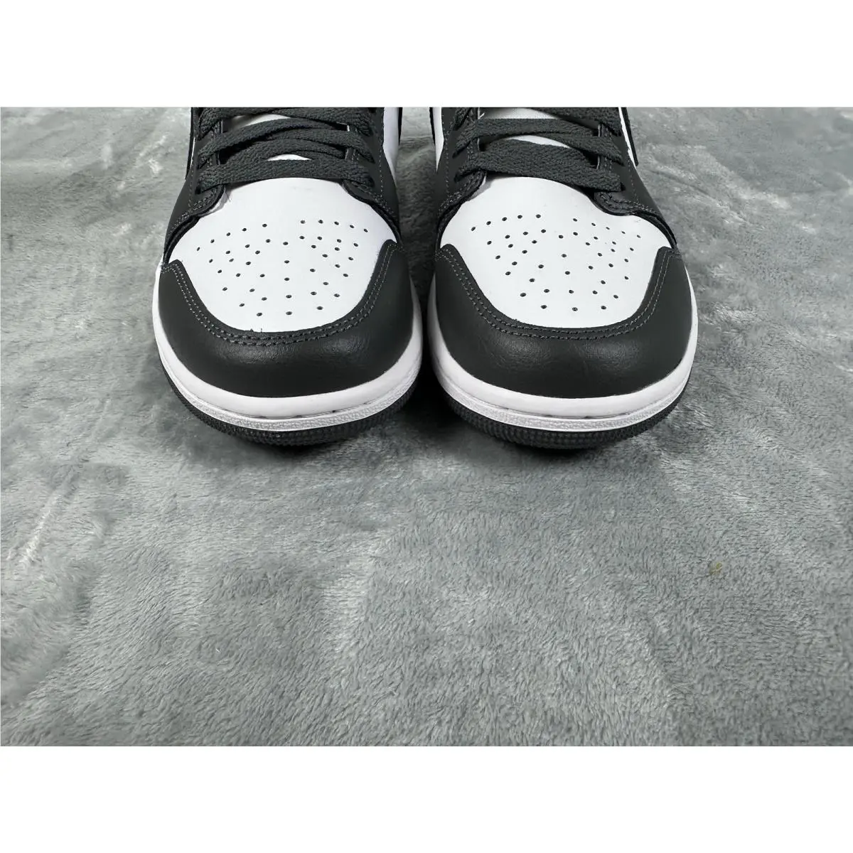 Nike shoes - Nike Air Jordan 1 Low - 553558-152 - White 4