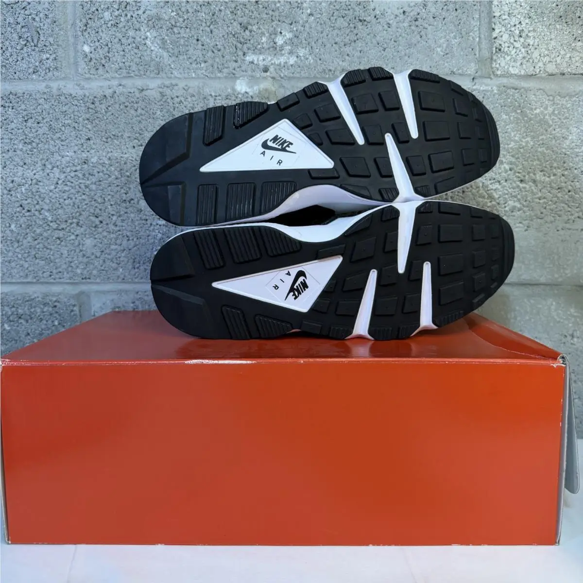 Nike shoes - Nike Huarache - Huarache - DD1068-001 - Black 2