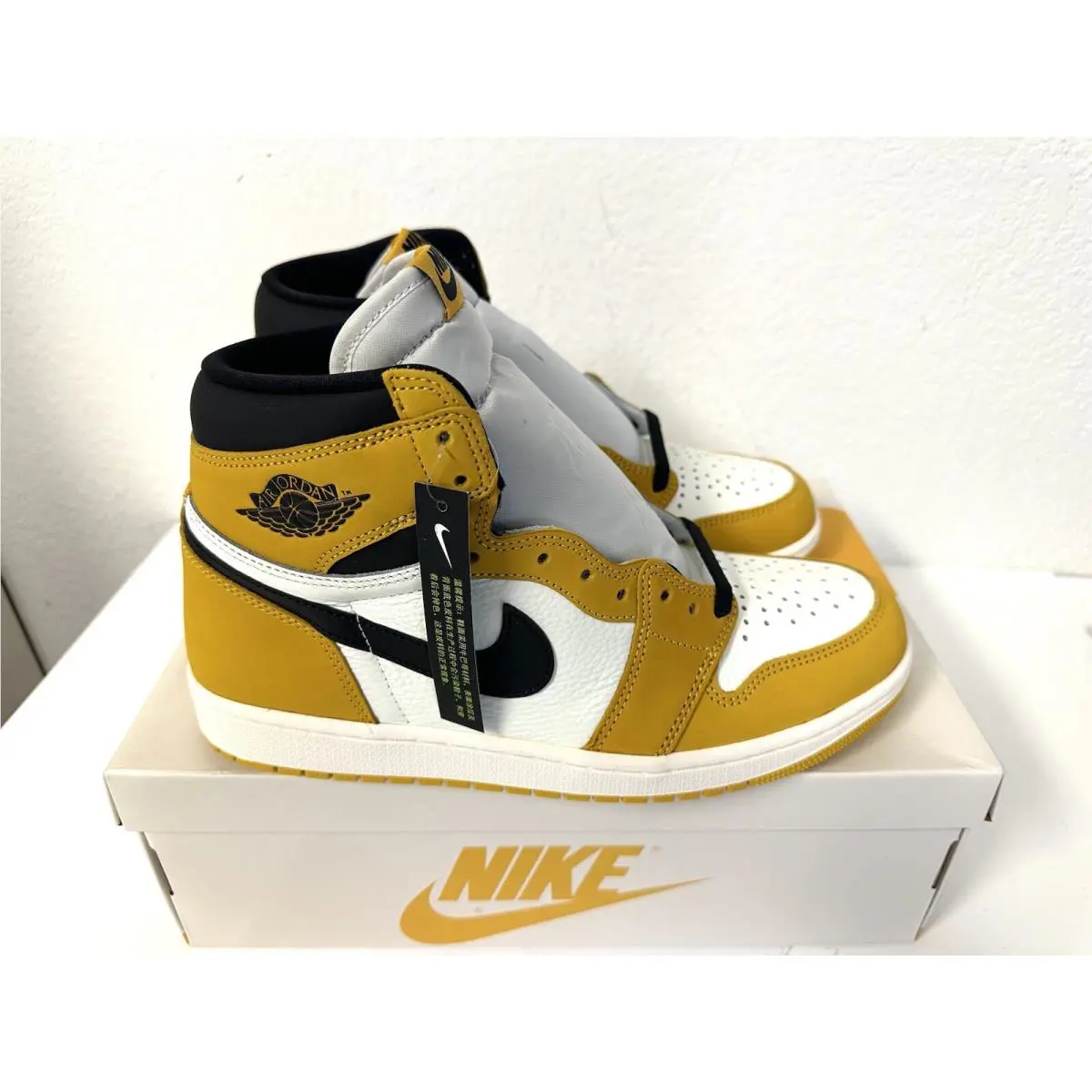 Nike shoes - Nike Air Jordan 1 - Air - DZ5485-701 - mustard 2