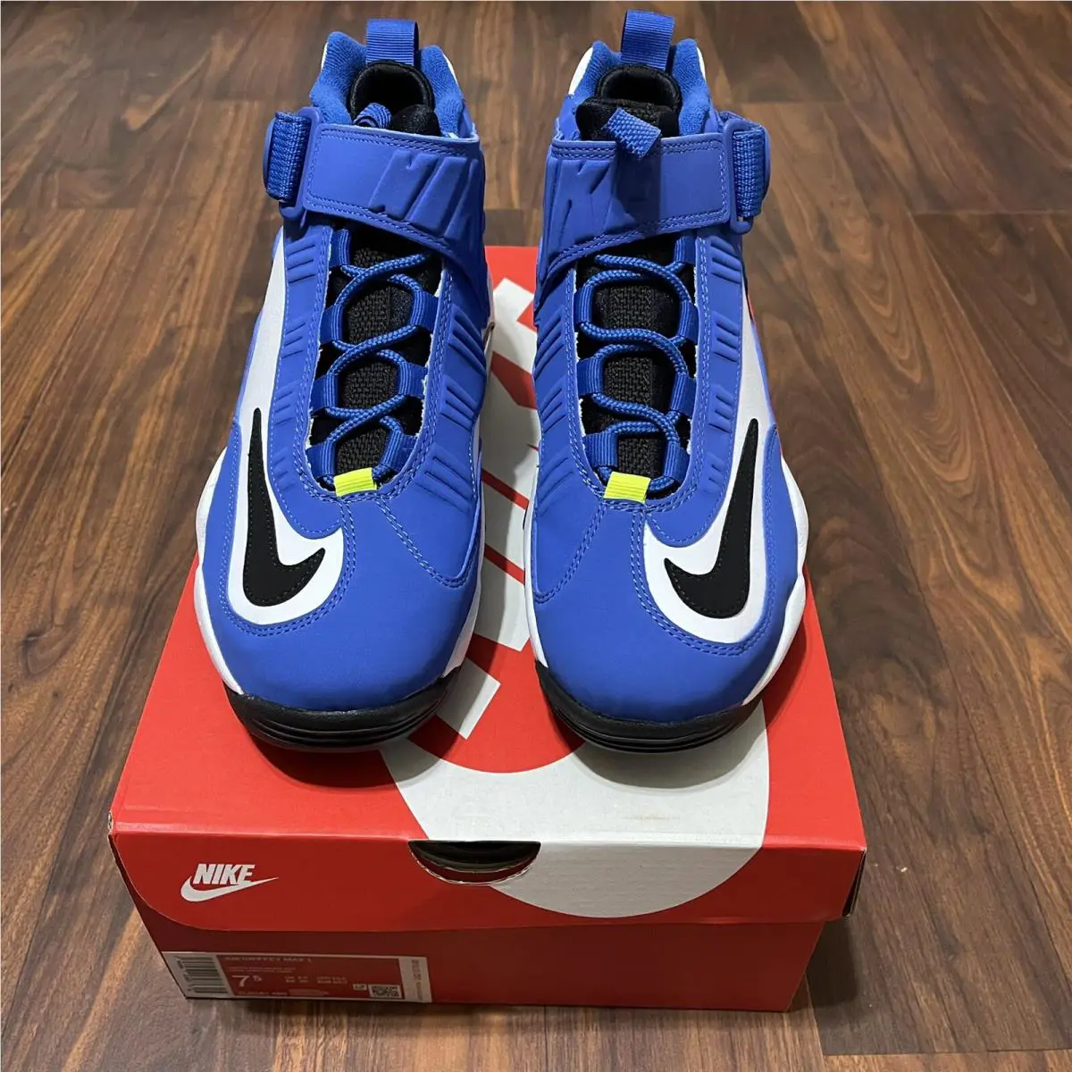 Nike shoes - DJ5161400 - DJ5161-400 - VARSITY ROYAL/BLACK-VOLT (UPC: 194958228095) 0