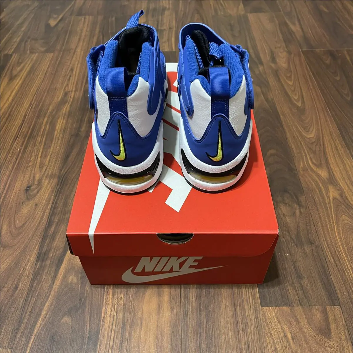 Nike shoes - DJ5161400 - DJ5161-400 - VARSITY ROYAL/BLACK-VOLT (UPC: 194958228095) 1