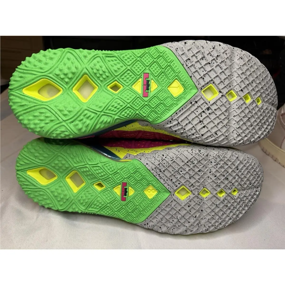 Nike shoes - Nike LeBron 18 - LeBron - DB8148-600 - Pink 5