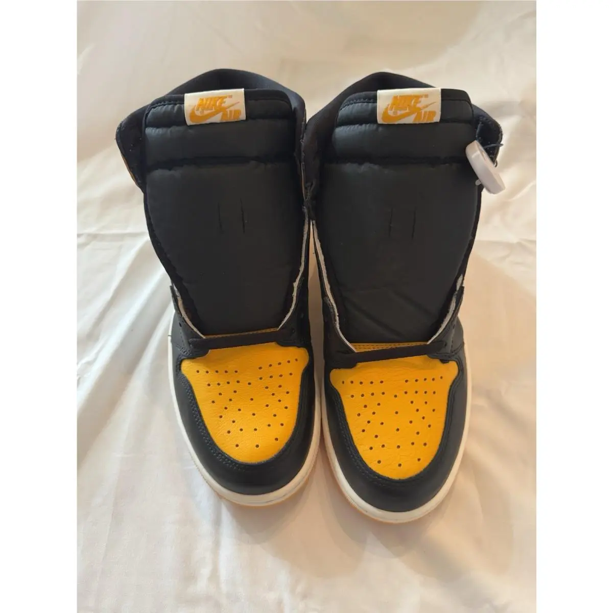Nike shoes - Nike Air Jordan 1 - Air - 555088711 - Yellow (UPC: 196149163840) 12
