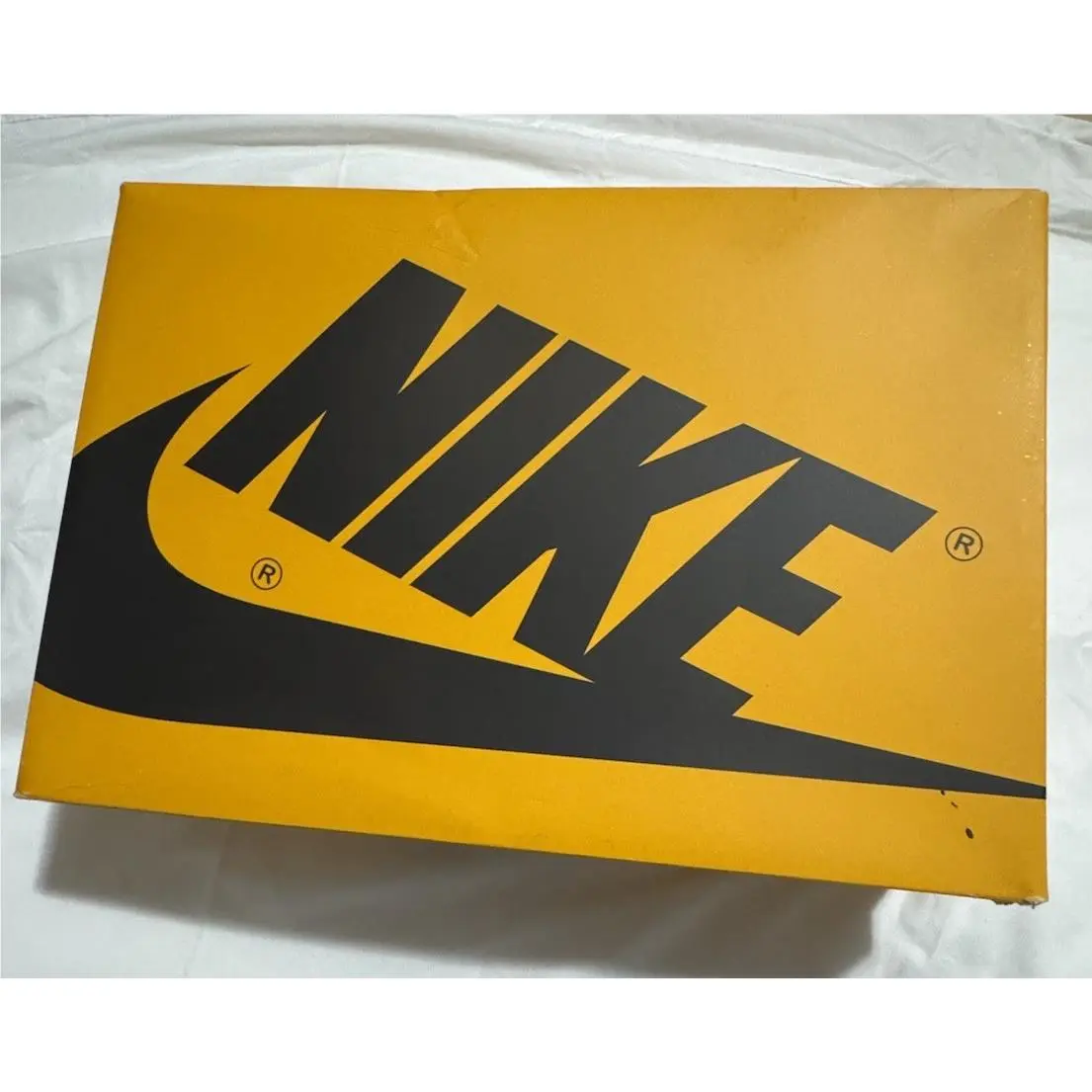 Nike shoes - Nike Air Jordan 1 - Air - 555088711 - Yellow (UPC: 196149163840) 15