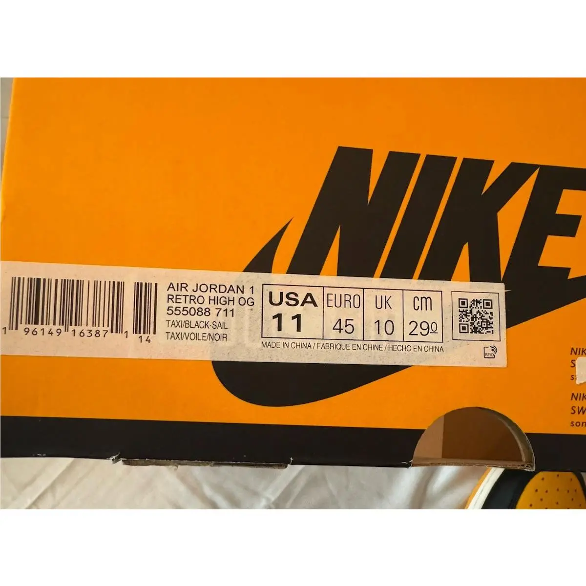 Nike shoes - Nike Air Jordan 1 - Air - 555088711 - Yellow (UPC: 196149163840) 14