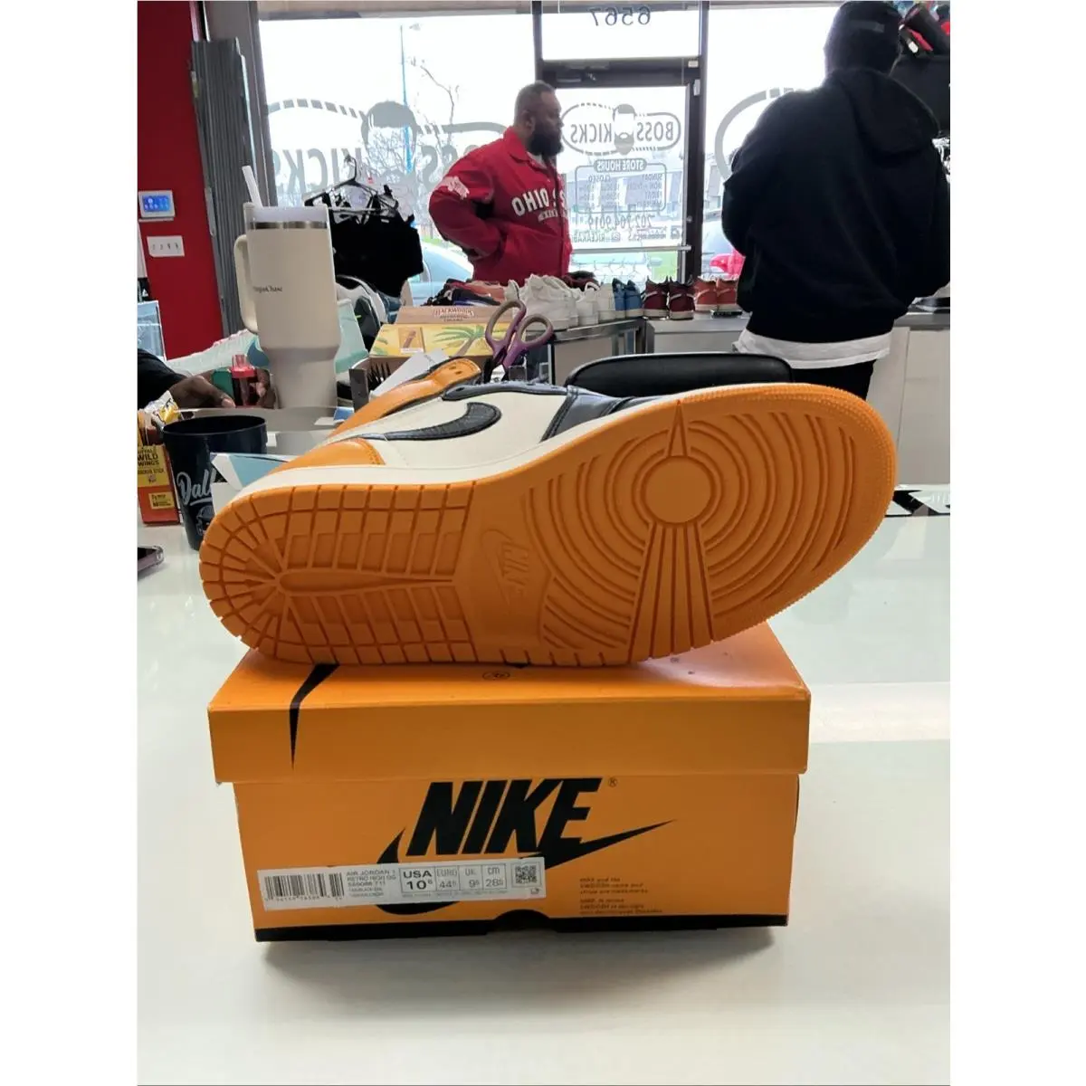 Nike shoes - Air Jordan 1 - Air - 555088-711 - Yellow 3
