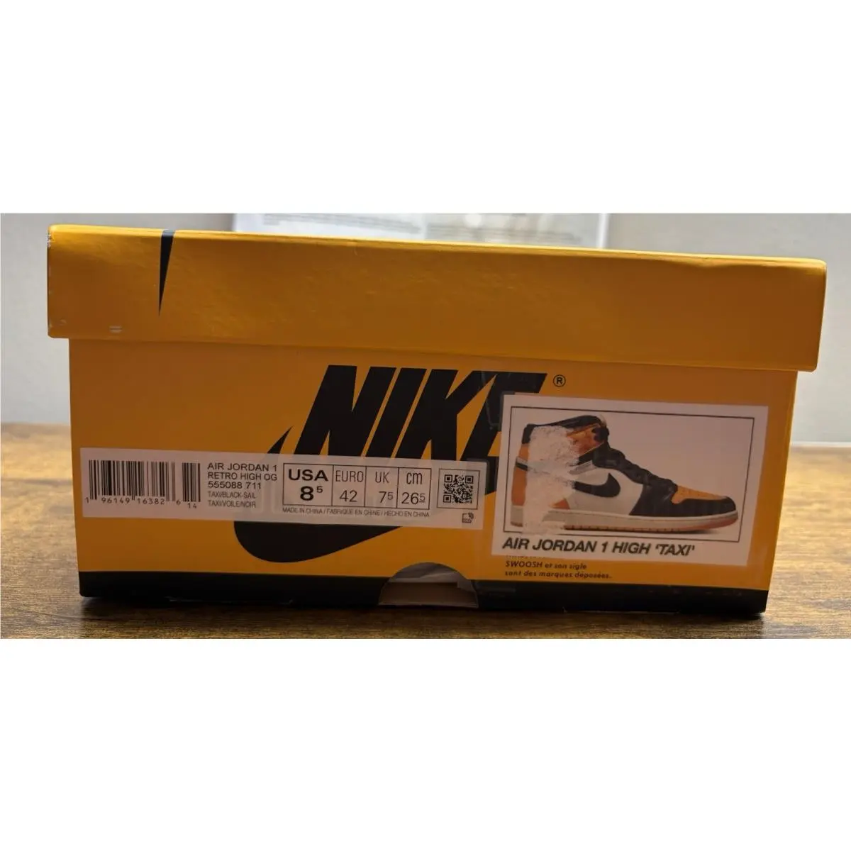 Nike shoes - Air Jordan 1 - Air - 555088-711 - Yellow 14