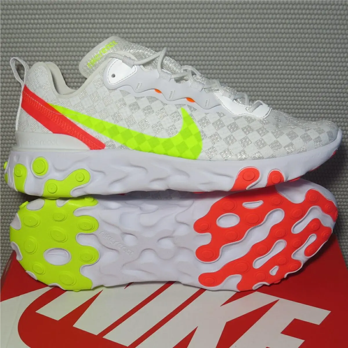Nike React Element 55 Running White Crimson Volt CJ0782-100 Men Size 11