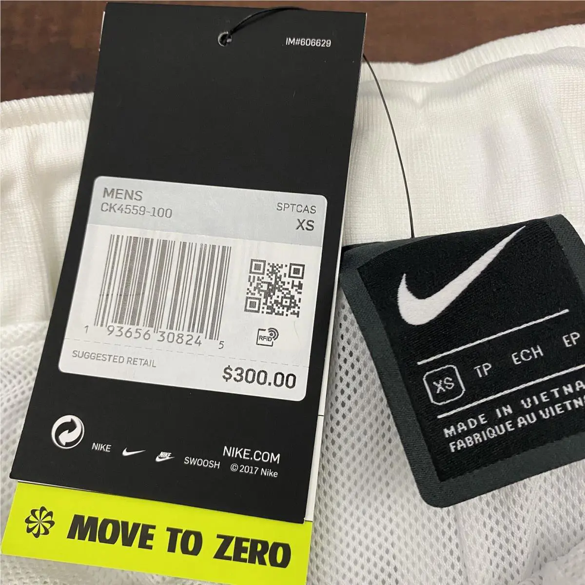 Nike clothing - NIKE CK4559-100 - CK4559-100 - White/White/Grey/Red/Black/Silver/Blue/Navy (UPC: 193656308269) 5