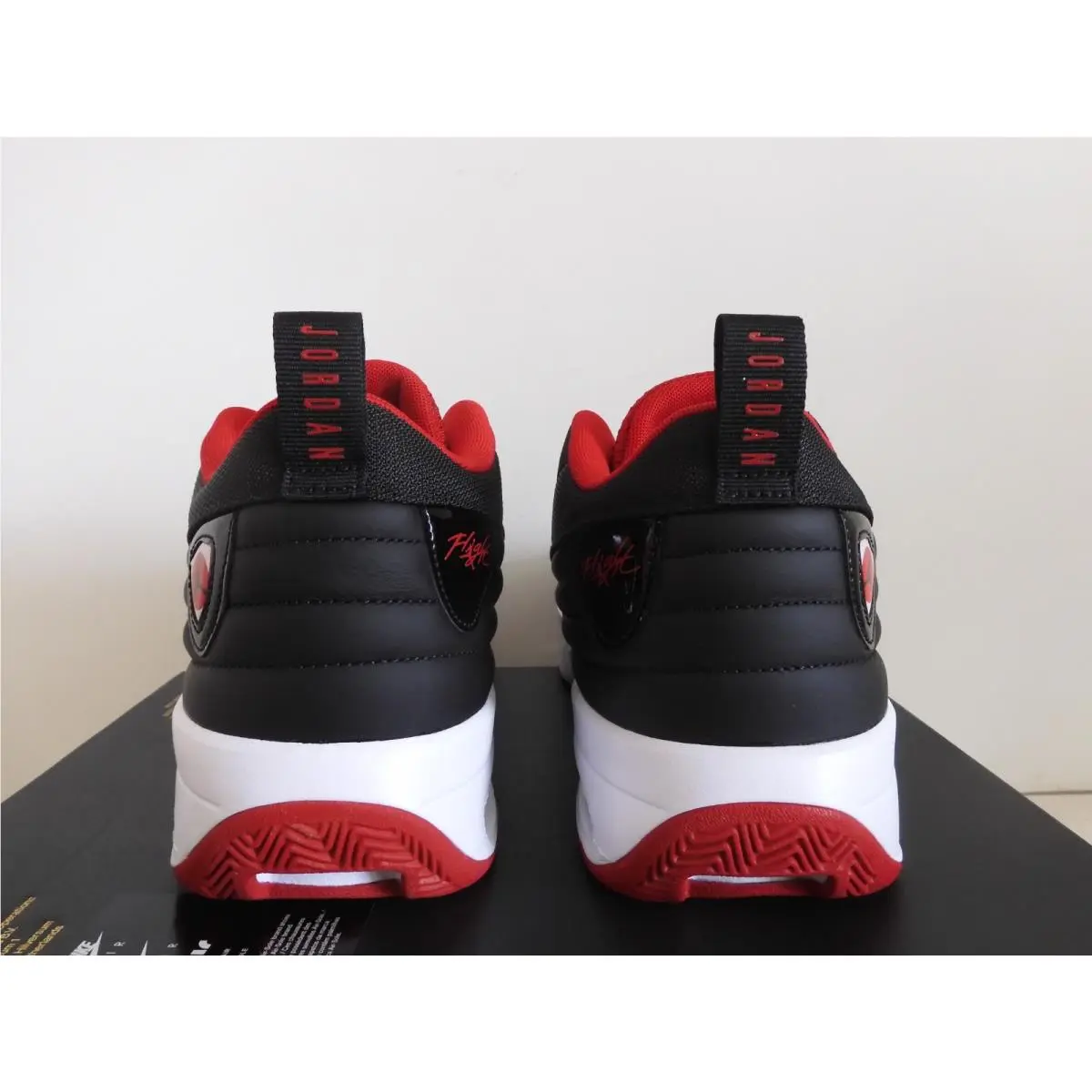 Nike shoes - Air Jordan Max Aura - Air Max Aura - FQ8298 001 - Black (UPC: 197597018003) 2