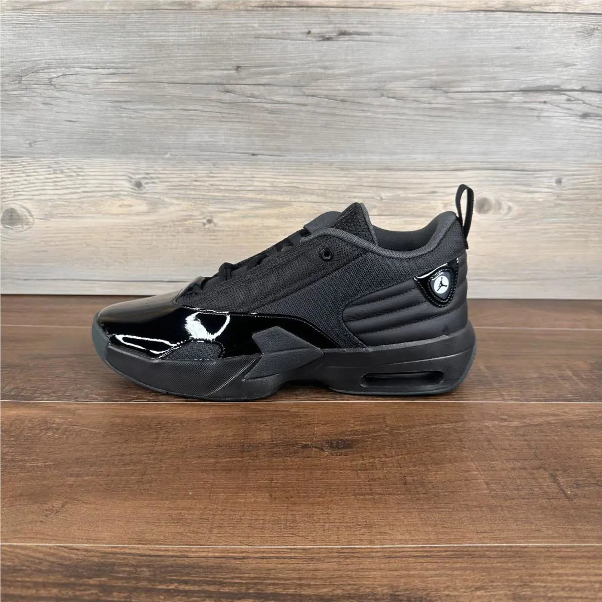 Nike shoes - Air Jordan Max Aura - Air Max Aura - FQ8298 001 - Gray 0